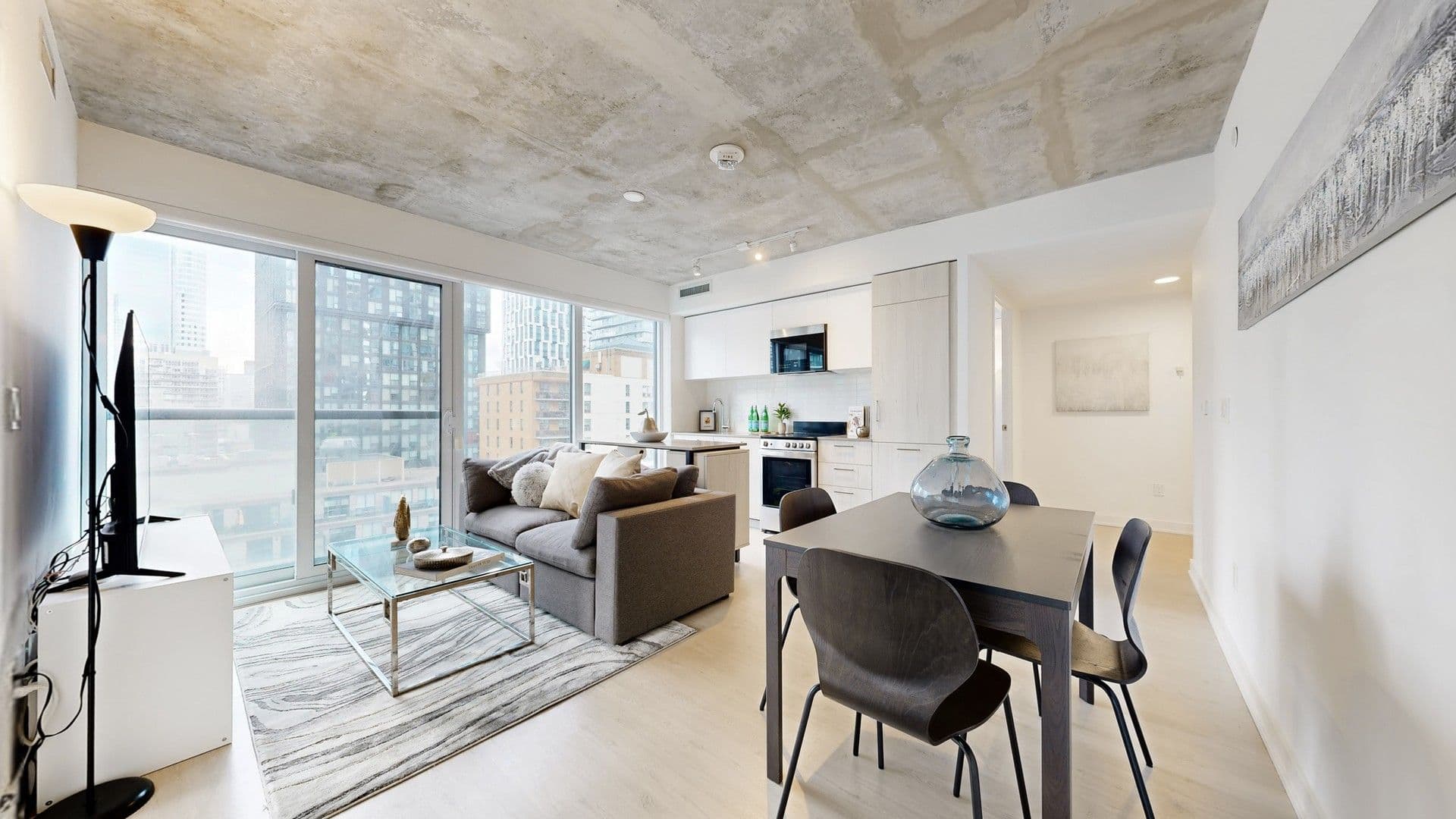 65 Mutual Street 1404, Toronto C08, ON M5B 0E5