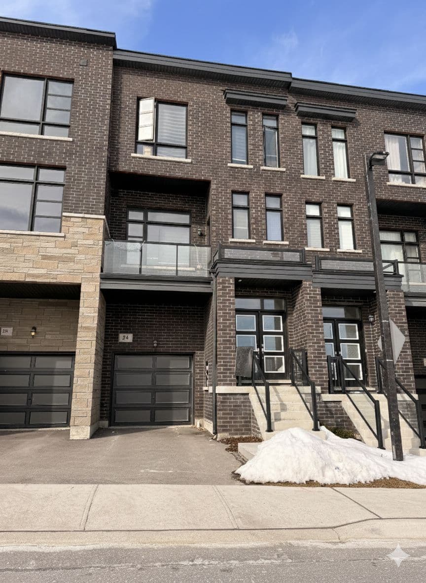 24 Wascana Road, Vaughan, ON L4H 5H1