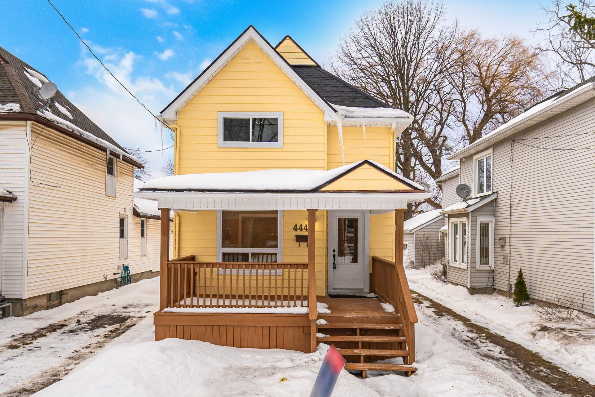 4445 Simcoe Street, Niagara Falls, ON L2E 1T7
