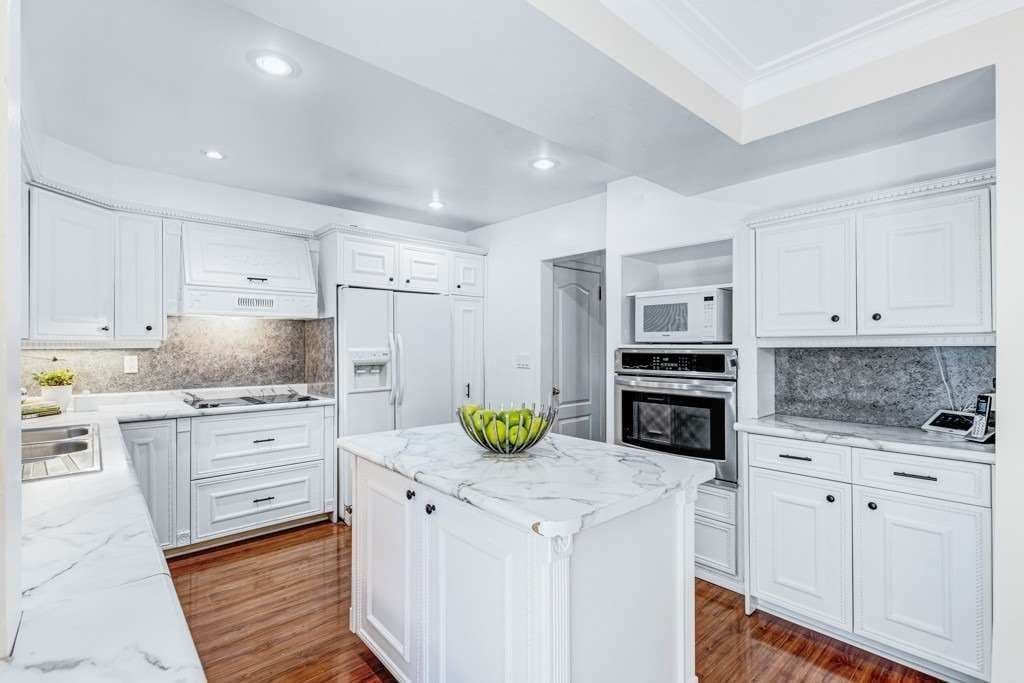 7 Midland Avenue, Toronto E08, ON M1N 3Z5