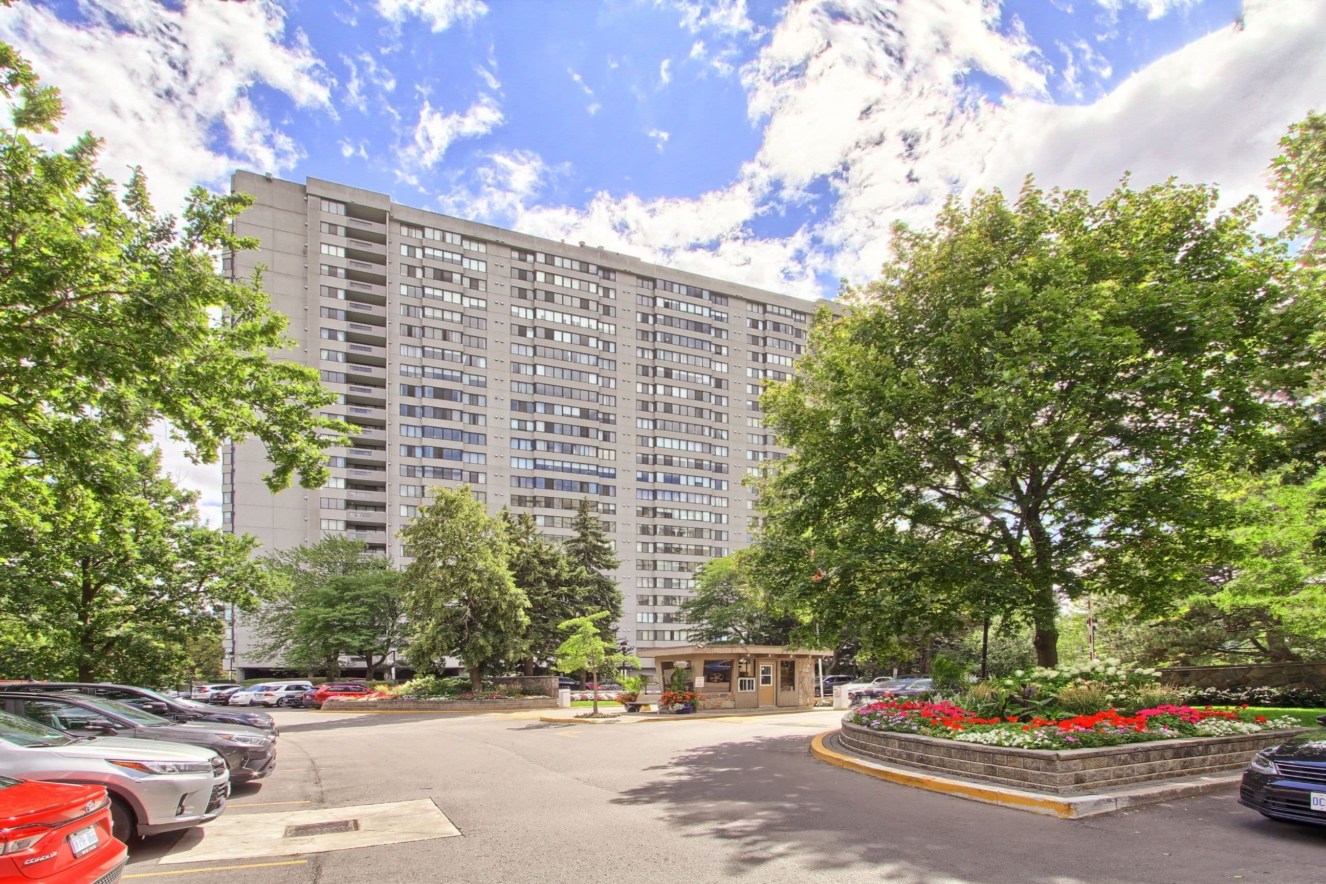 2330 Bridletowne Circle 1909, Toronto E05, ON M1W 3P6