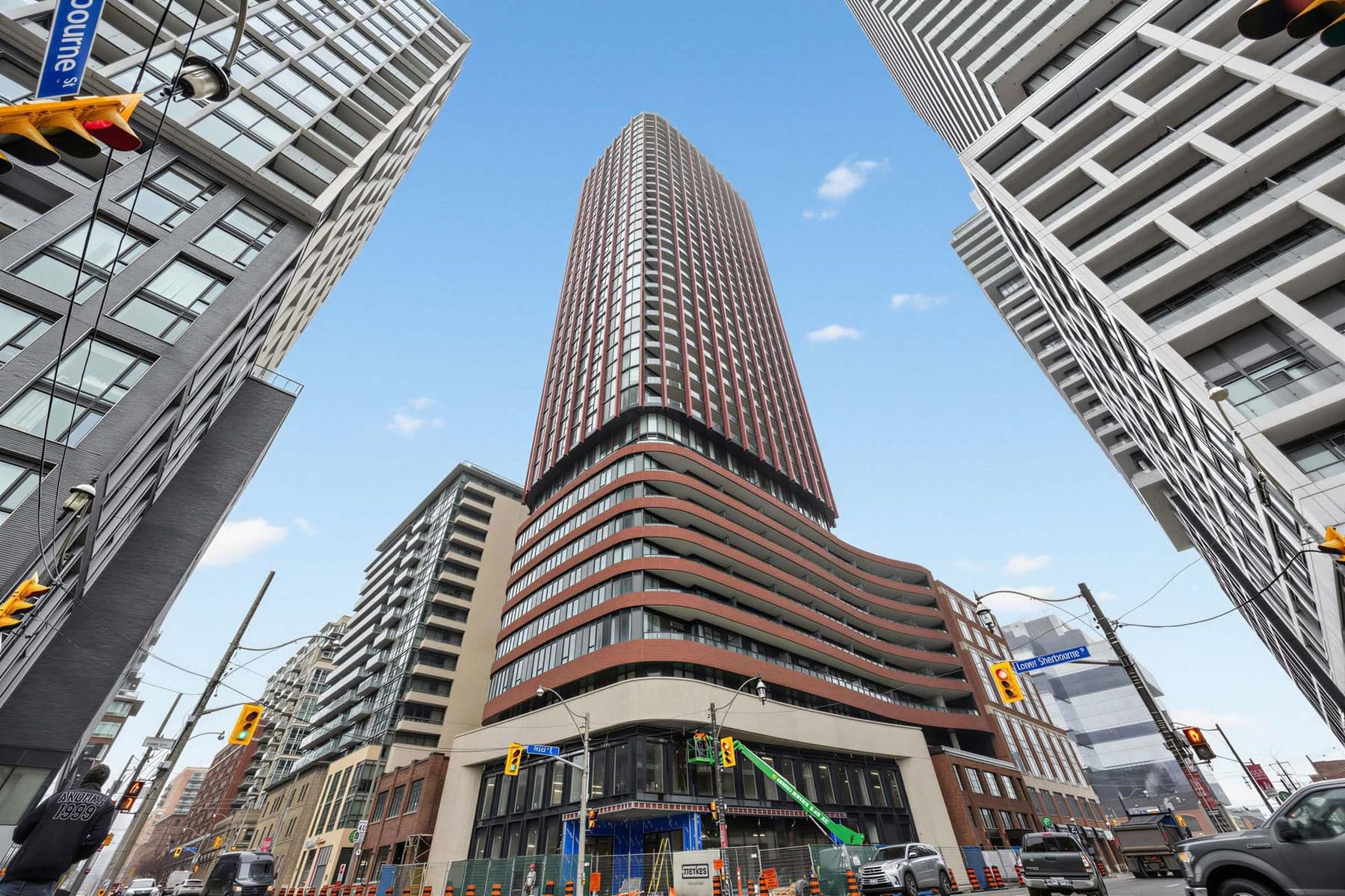 180 Front Street E 1705, Toronto C08, ON M5A 0A9