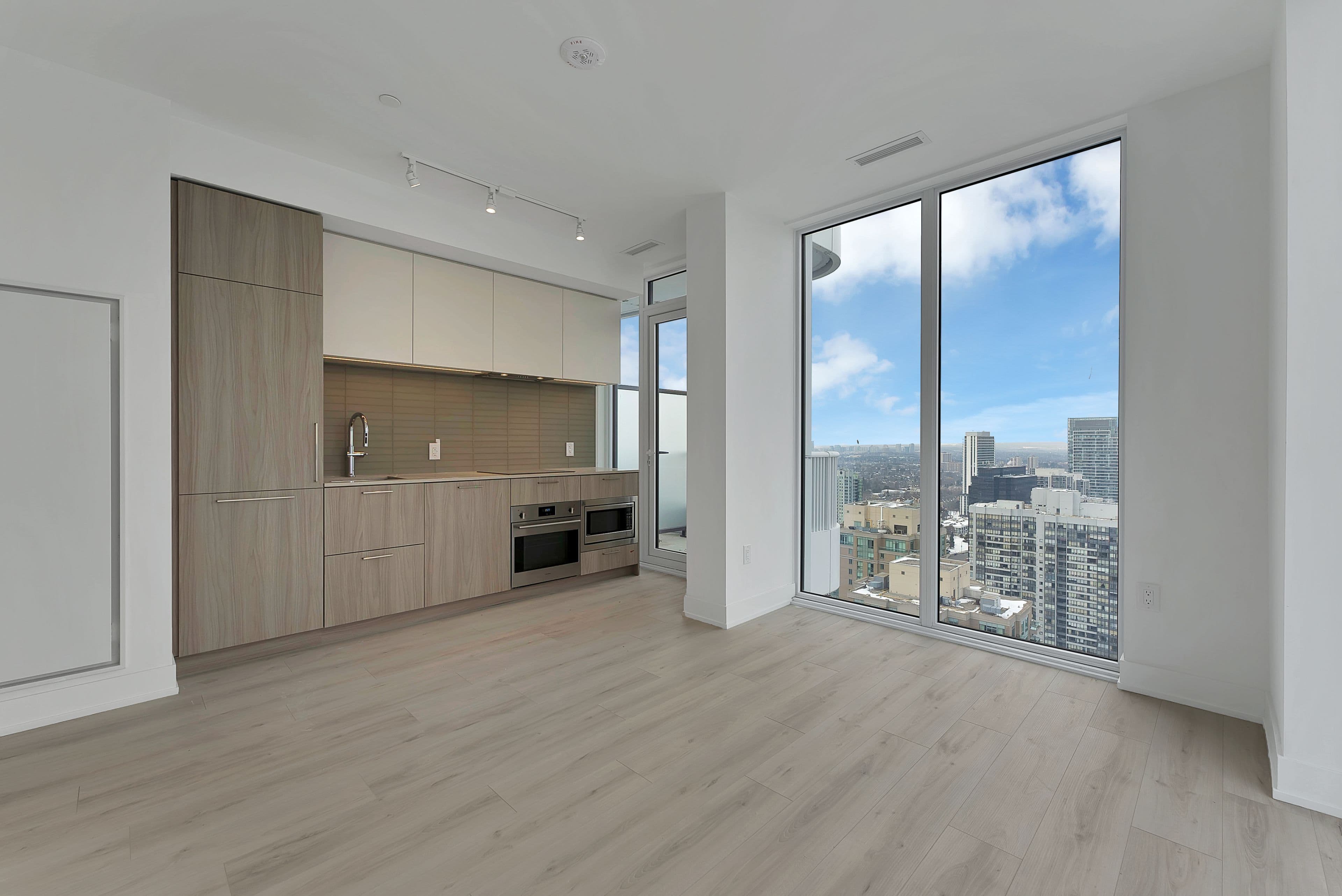 36 Olive Ave Avenue 3506, Toronto C14, ON M2N 0M4