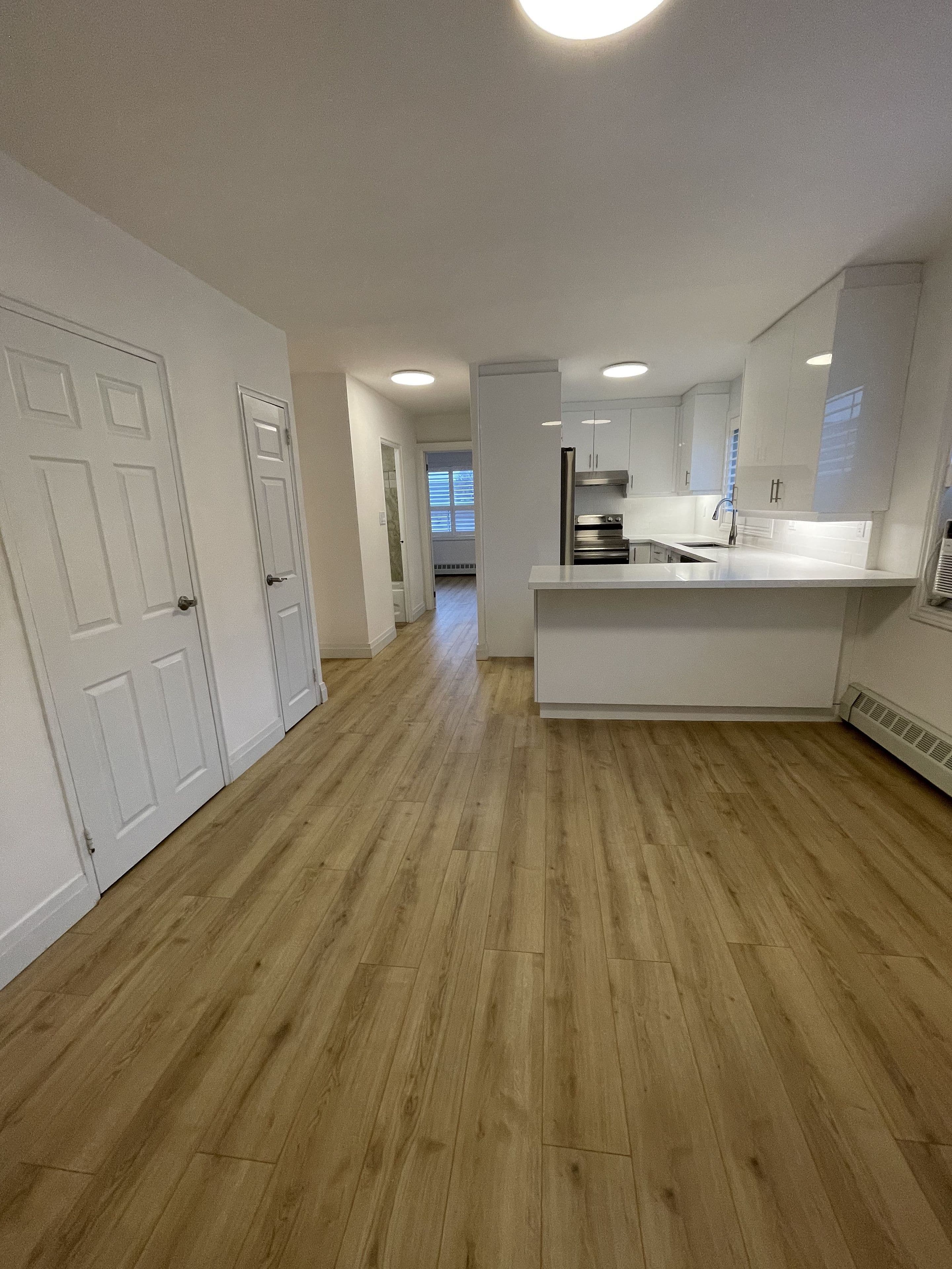 2940 Dundas Street W 2, Toronto W02, ON M6P 1Y8