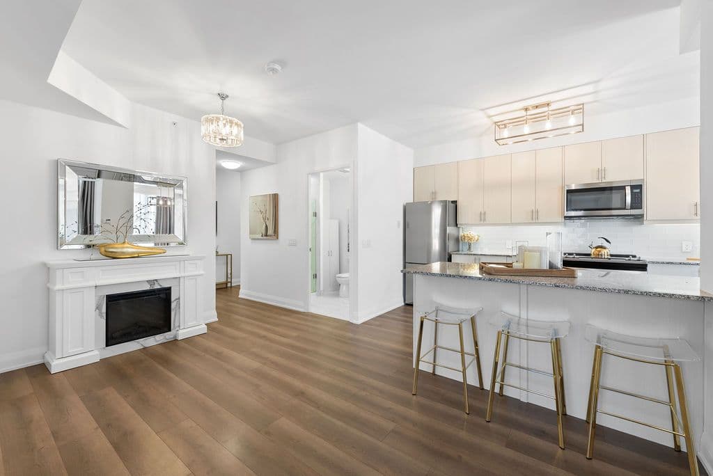 3655 Kingston Road 210, Toronto E08, ON M1M 0E2