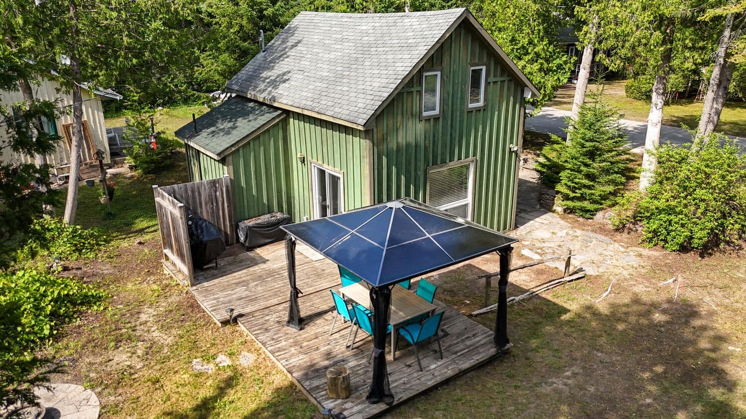 1106 King Edward Avenue, South Bruce Peninsula, ON N0H 2G0