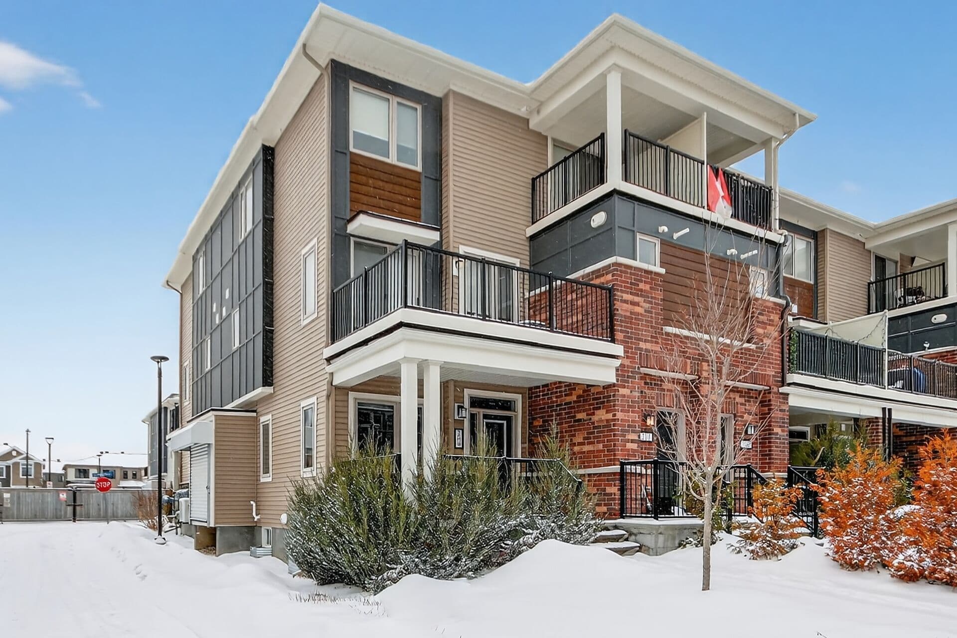 209 Lapland Private, Kanata, ON K2V 0S2