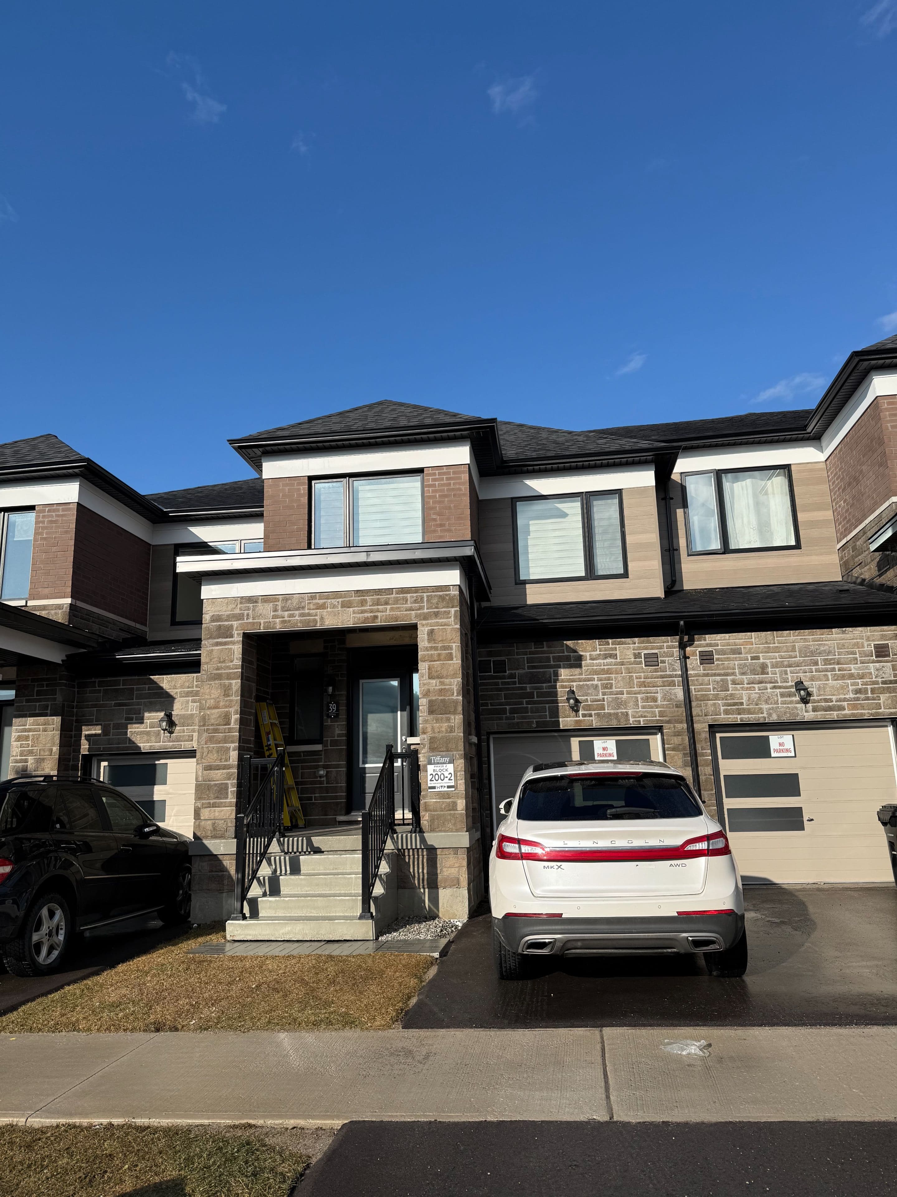 39 Tamworth Terrace, Barrie, ON L9S 2Z8