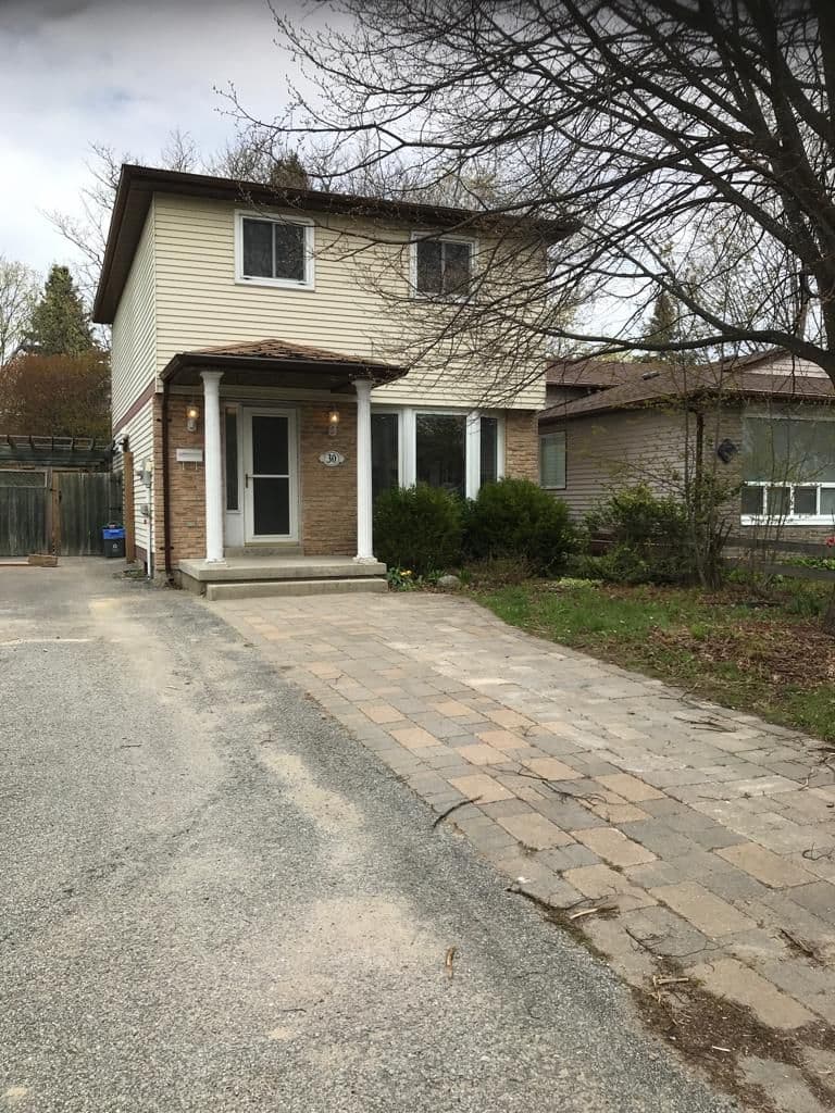 30 Janice Drive, Barrie, ON L4N 5N4