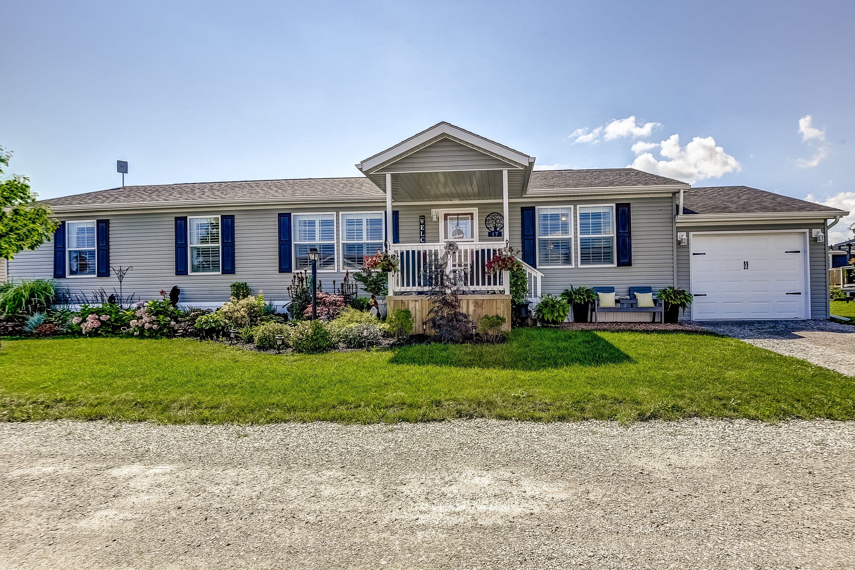 17 Silver Aspen Drive, Haldimand, ON N0A 1L0