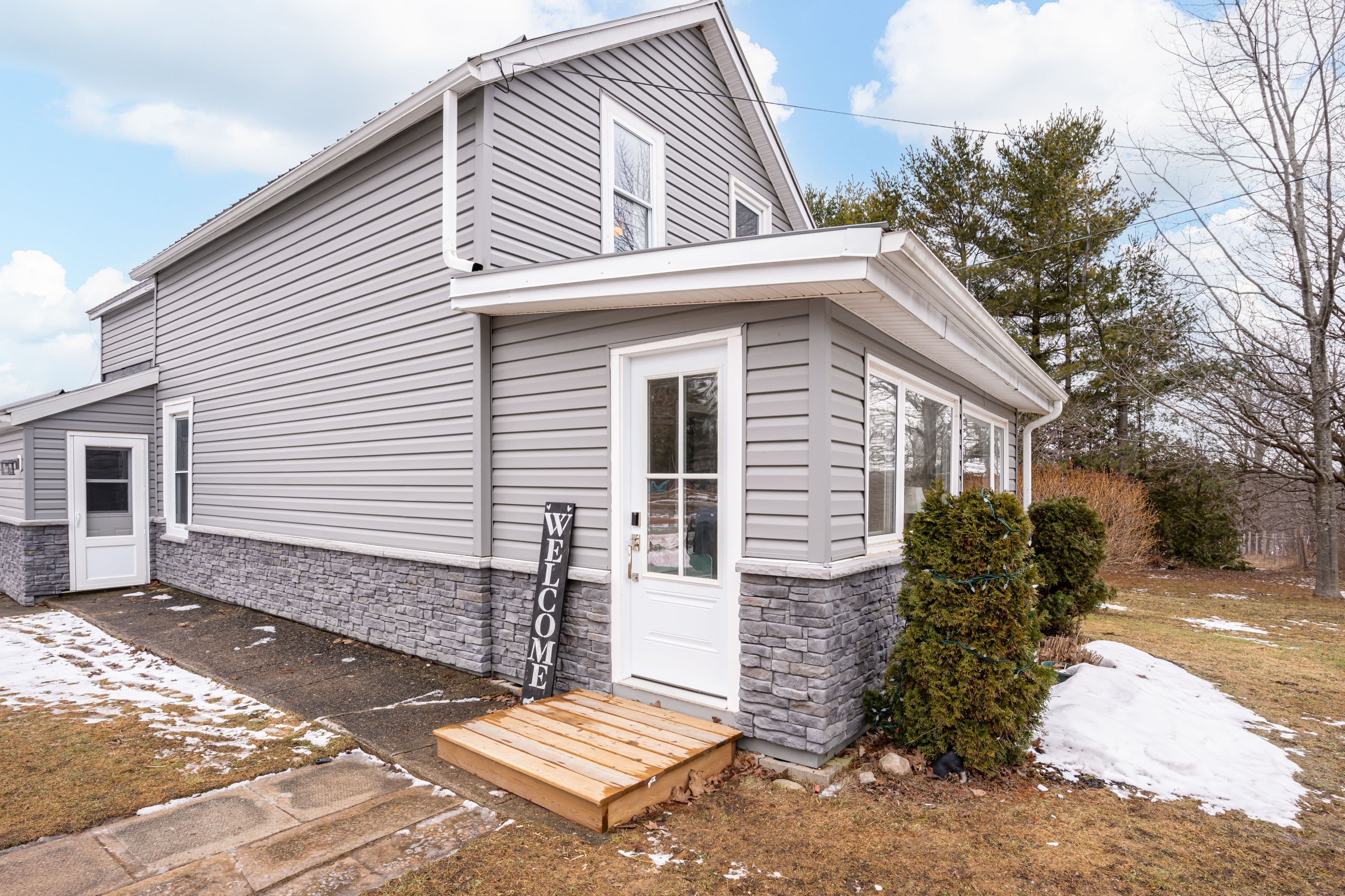 441090 Elm Street, Georgian Bluffs, ON N0H 2T0