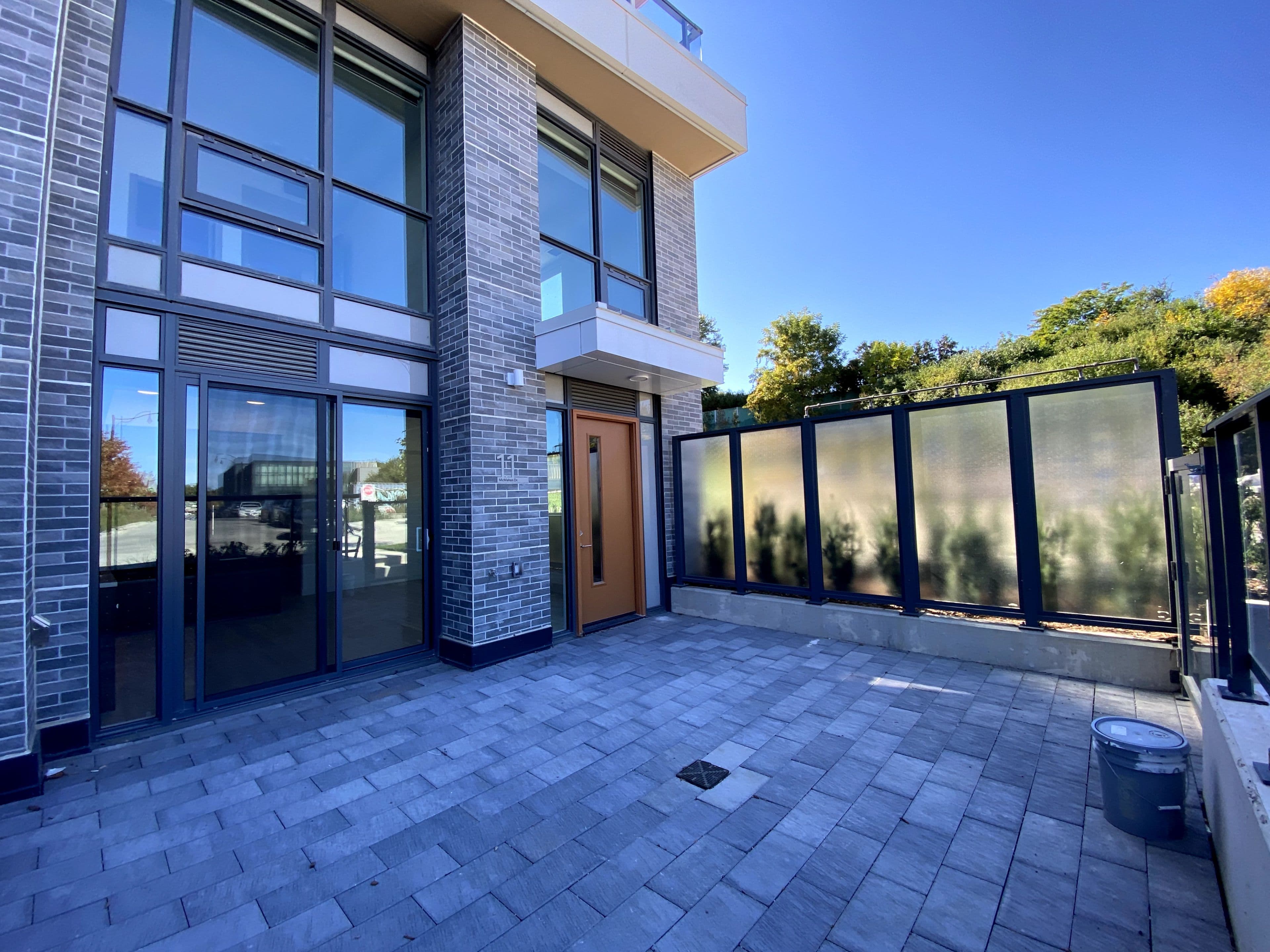 11 McMahon Drive 106, Toronto C15, ON M2K 1H8