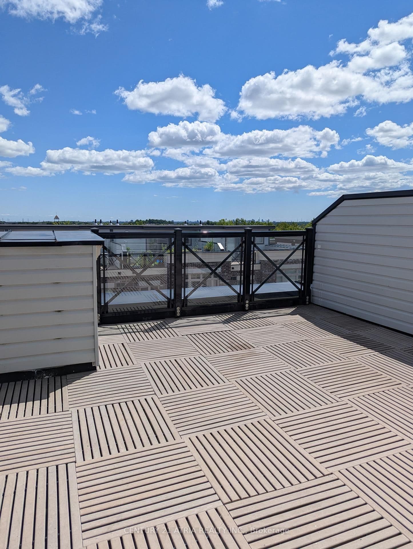 18 Holmes Avenue 806, Toronto C14, ON M2N 0E1