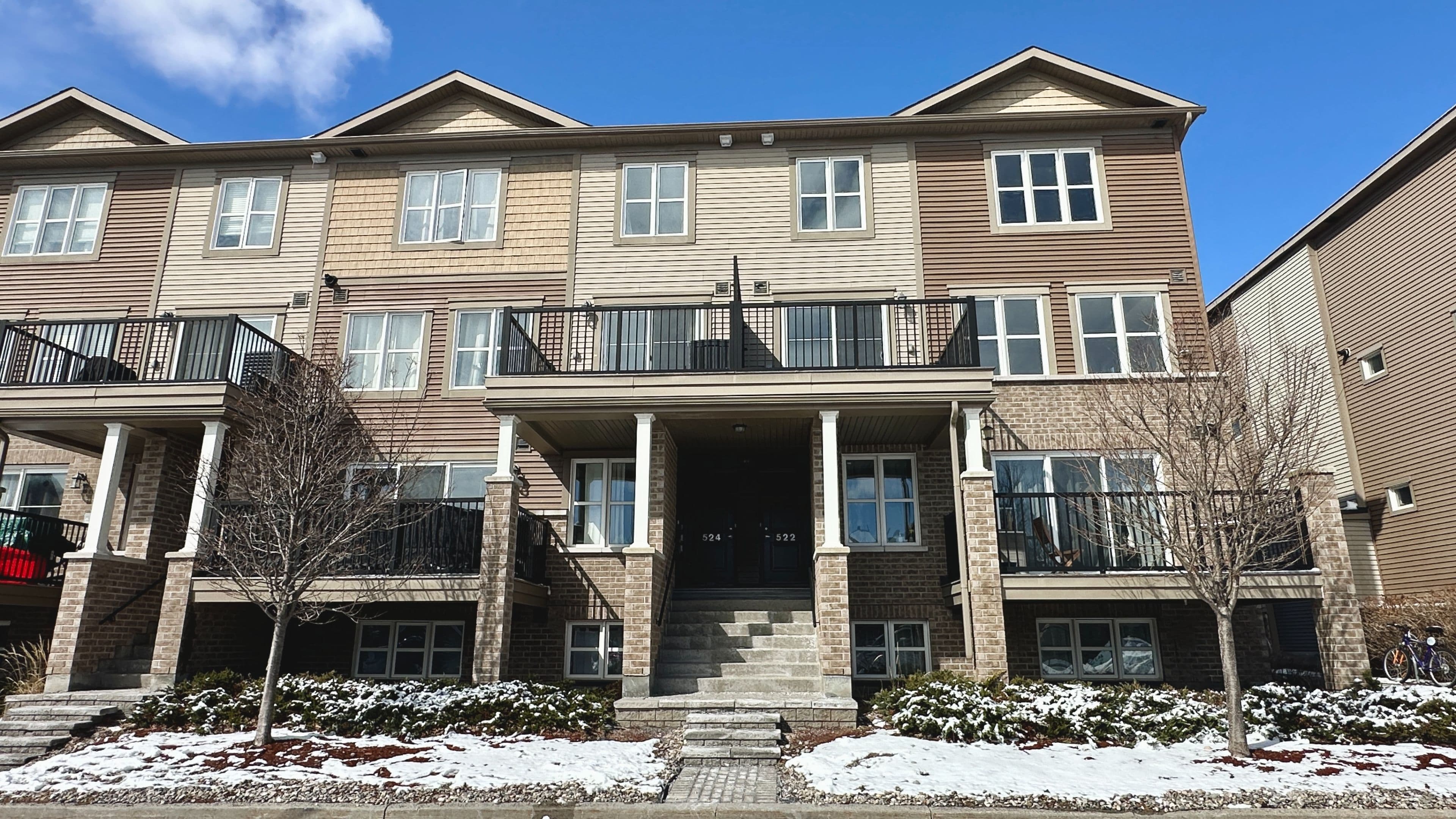 522 Clearbrook Drive, Barrhaven, ON K2J 5X5