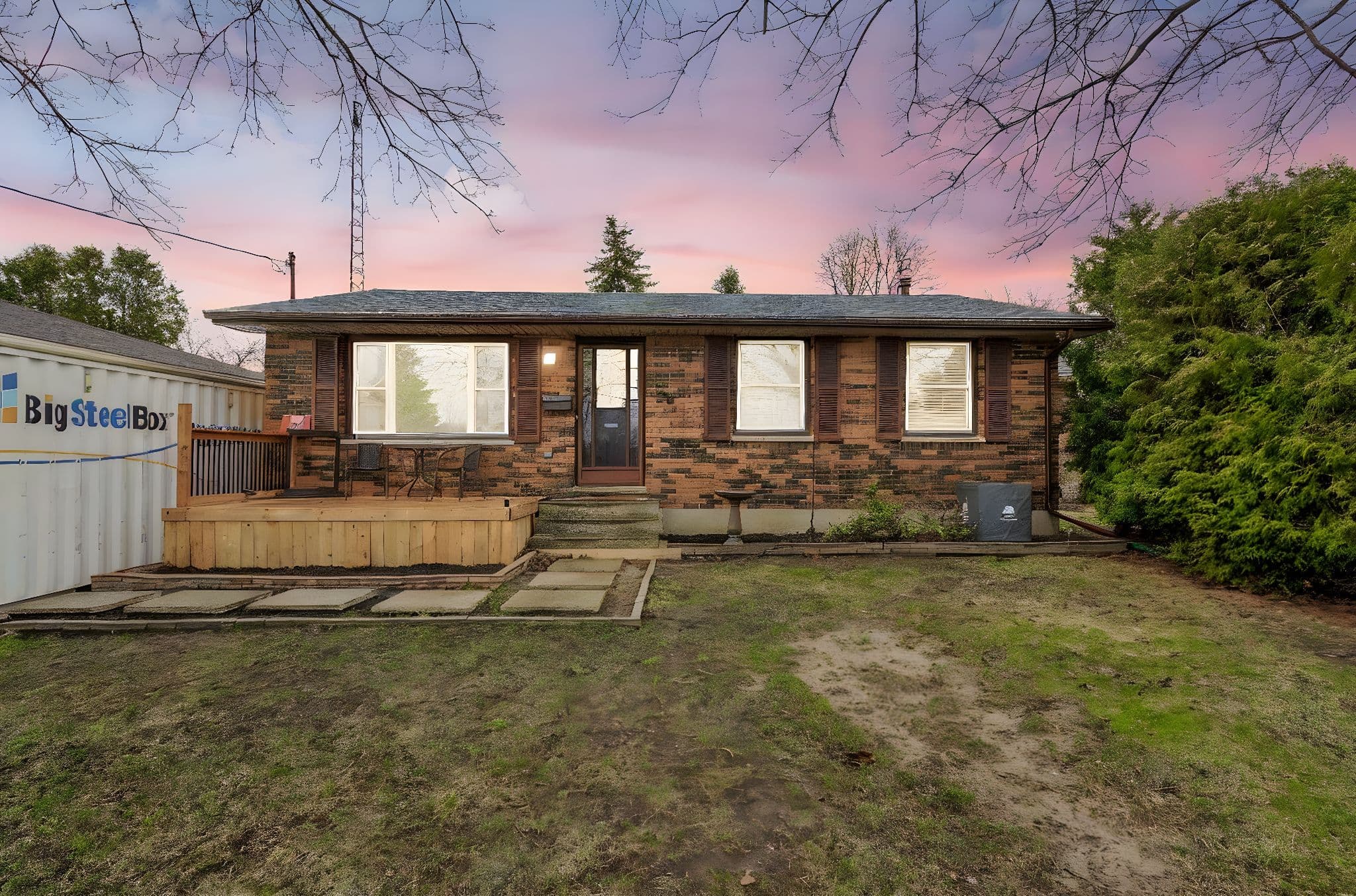 26 Sinclair Avenue, St. Thomas, ON N5R 3A8