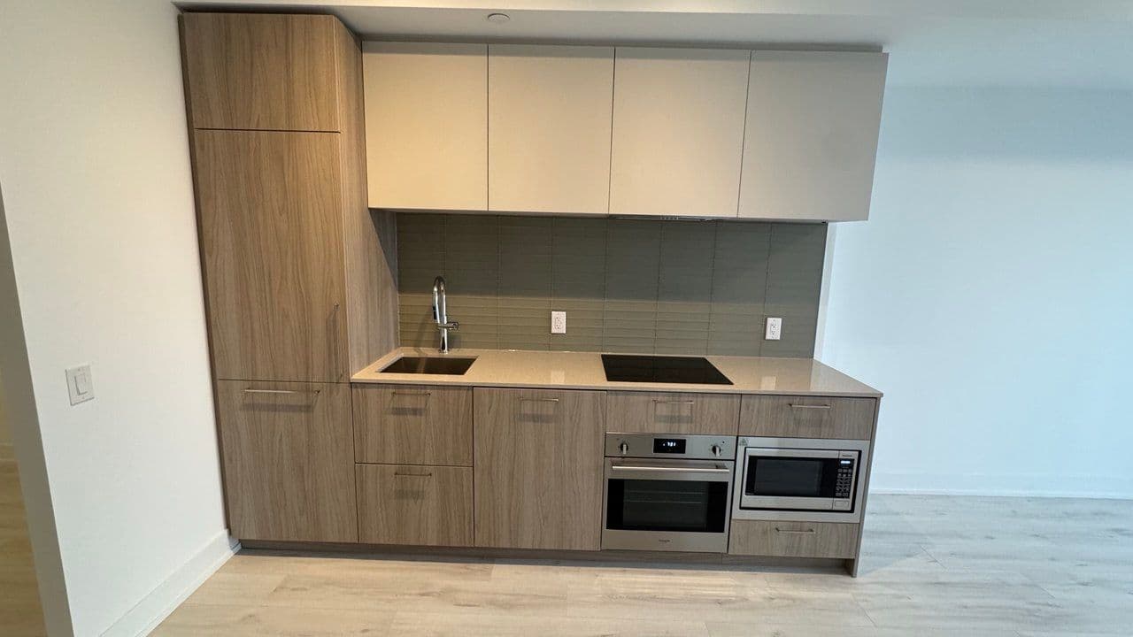 36 Olive Avenue 2607, Toronto C14, ON M2N 0M4