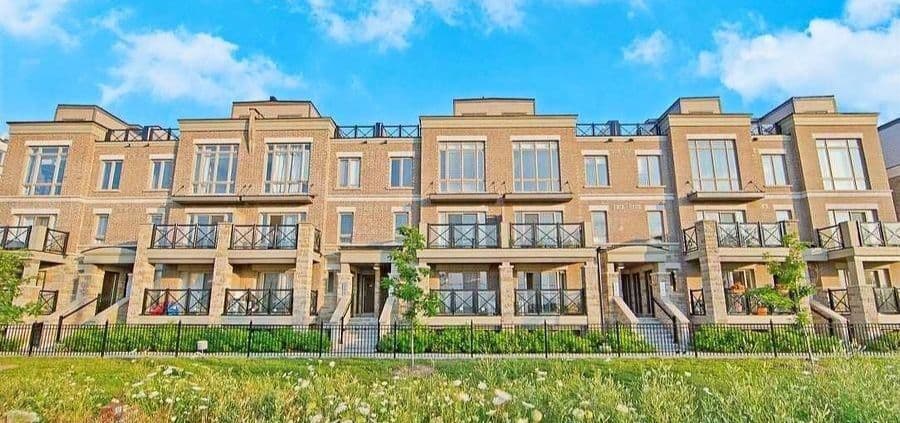 30 Dunsheath Way 514, Markham, ON L6B 1N3