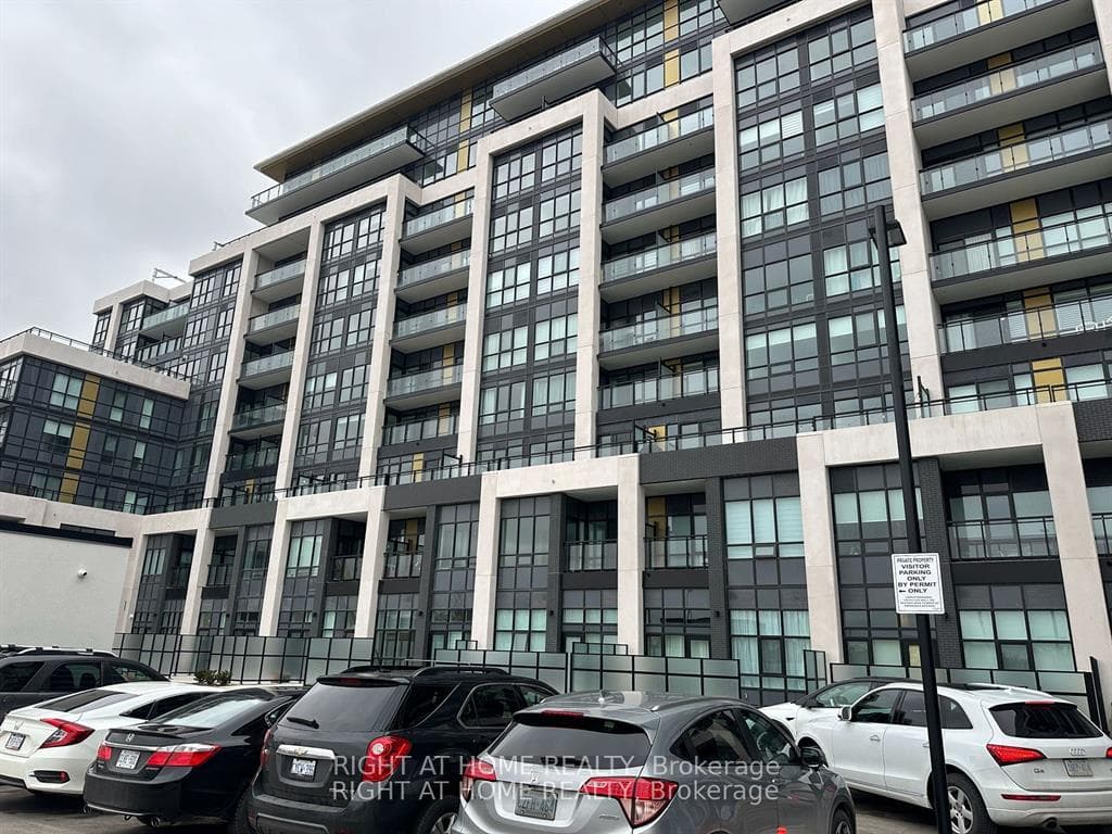 405 Dundas Street W PH12, Oakville, ON L6M 5P9