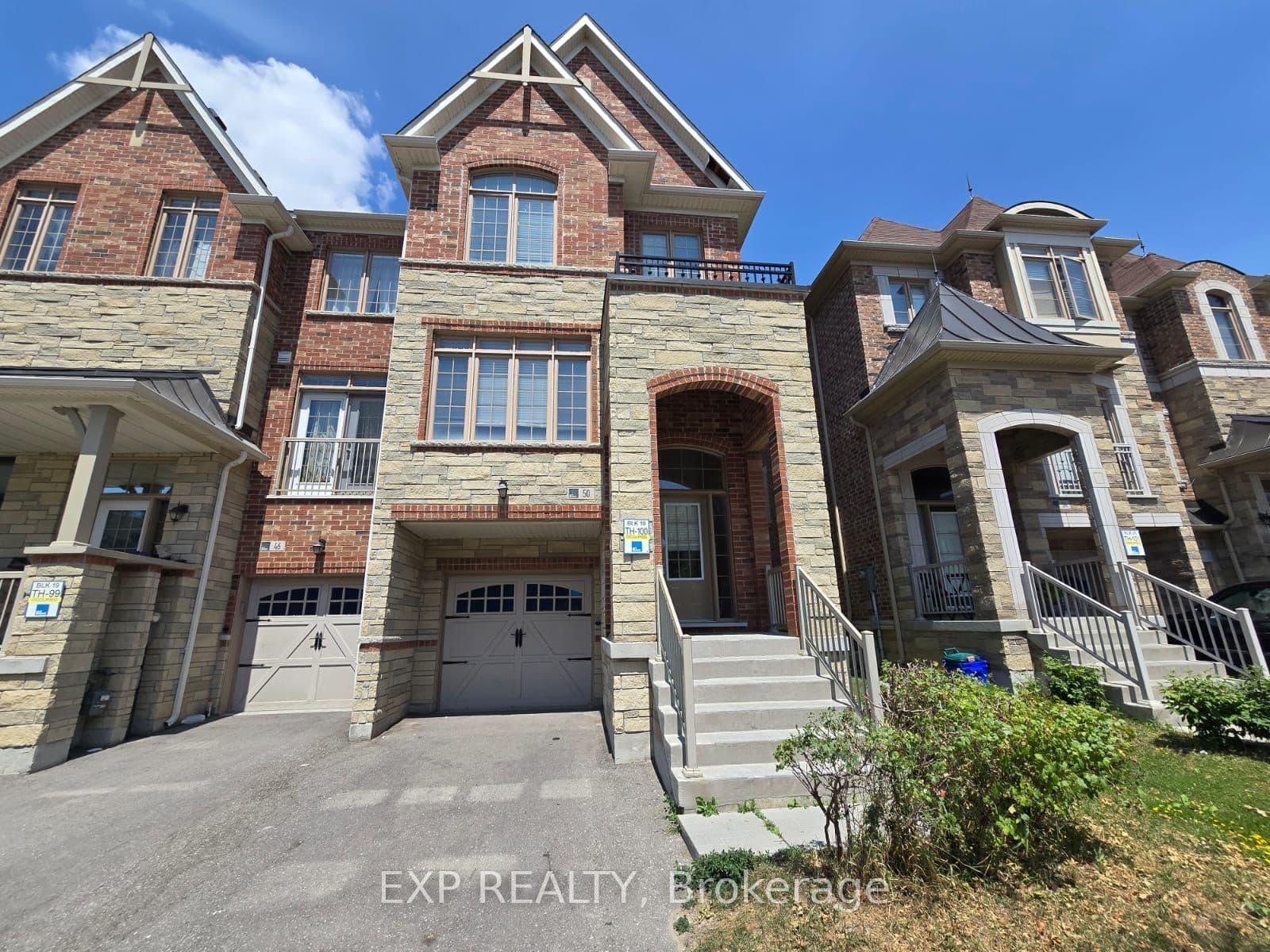 50 Farooq Boulevard N, Vaughan, ON L4H 4P3