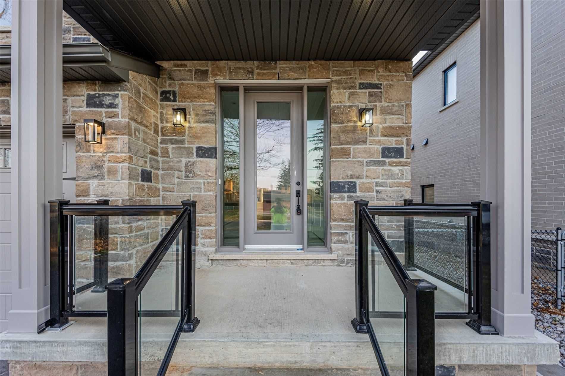 55 Muir Avenue, Toronto W05, ON M9L 1H5