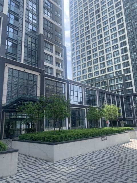 7 Mabelle Avenue 2010, Toronto W08, ON M9A 0C9