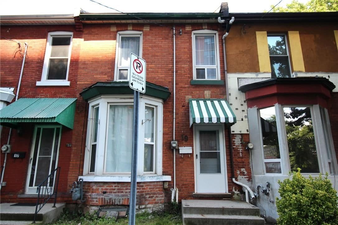 19 Emerald Street N, Hamilton, ON L8L 5J9