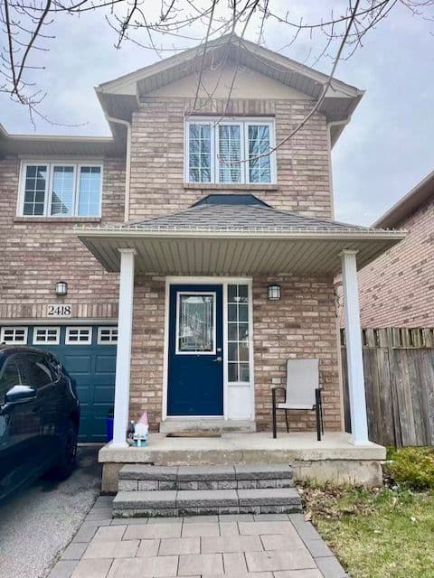 2418 Highcroft Road, Oakville, ON L6M 4Y6