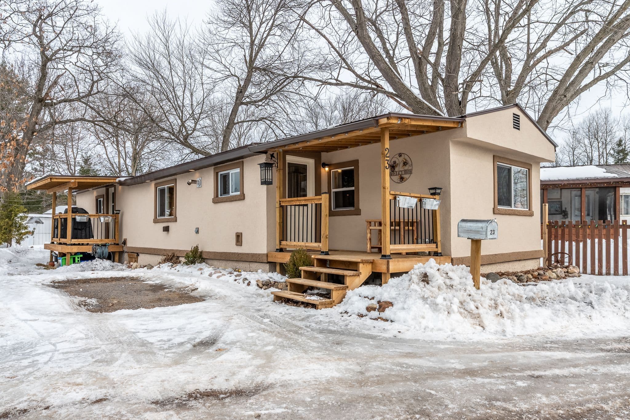 23 Pinehurst Estates, Petawawa, ON K8H 2H2