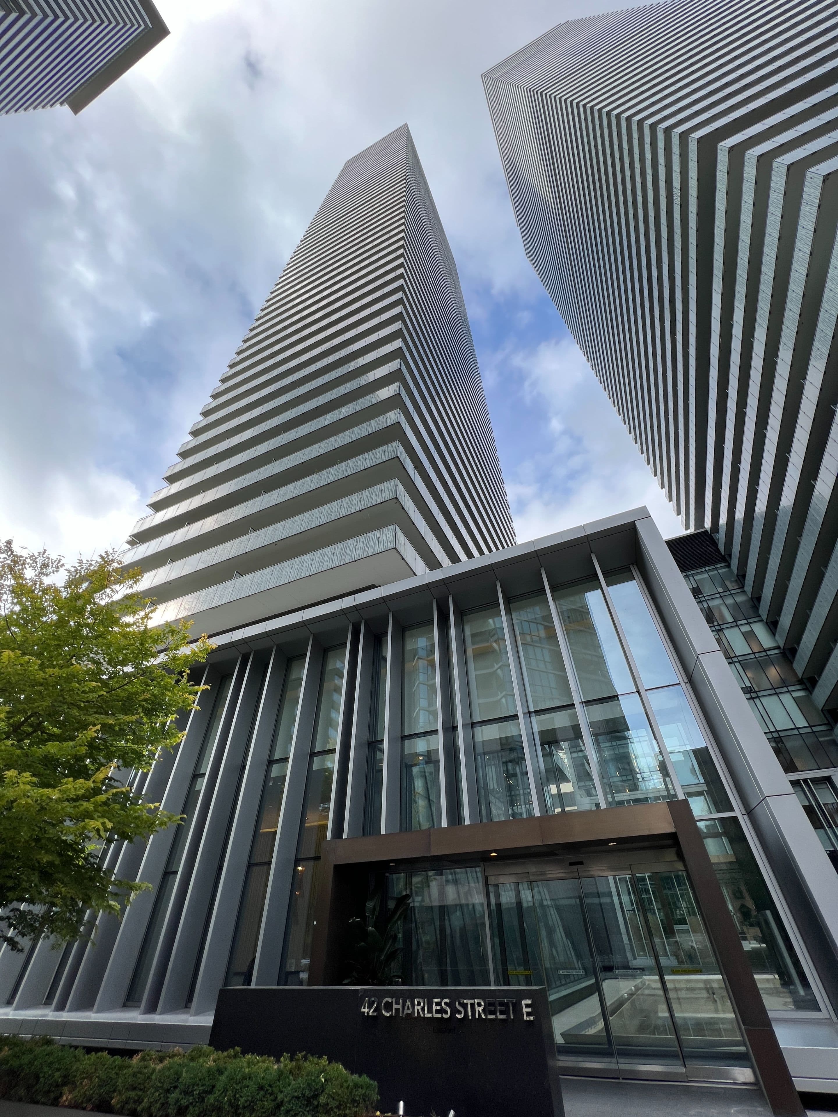 42 Charles Street E 4103, Toronto C08, ON M4Y 0B7