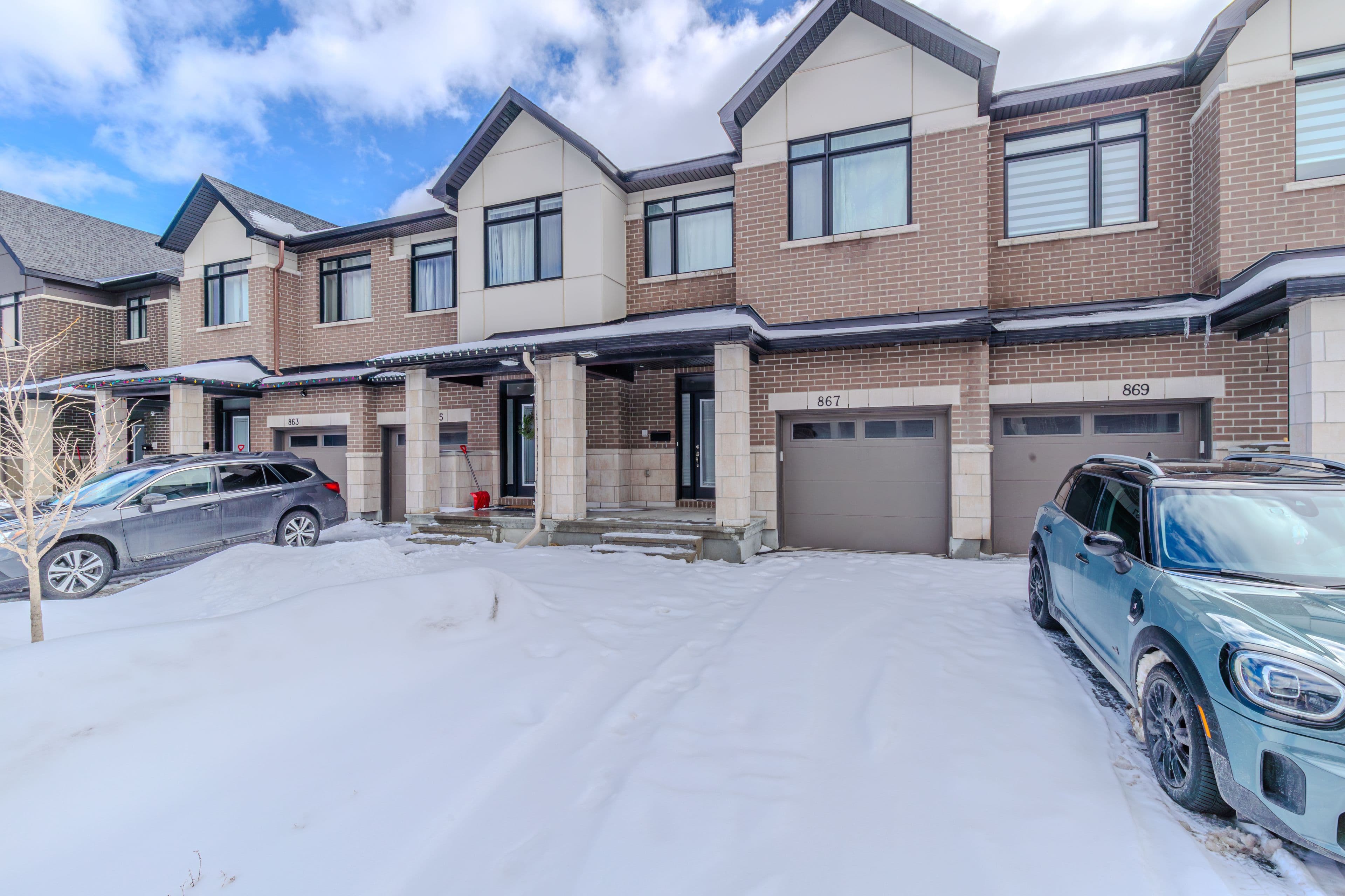 867 Anciano Crescent, Kanata, ON K2S 2R8