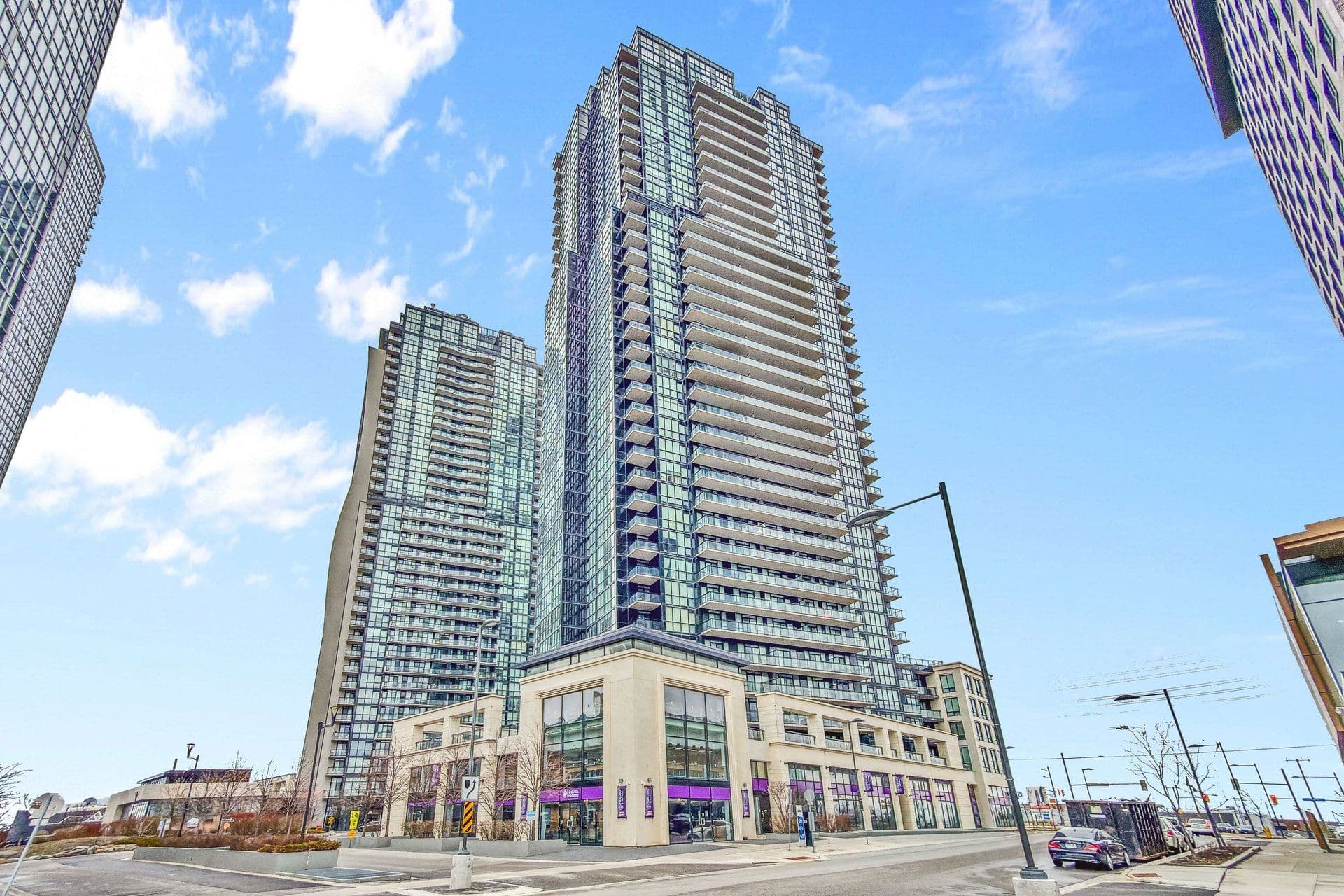 2910 Highway 7 N/A 1807, Vaughan, ON L4K 2M7