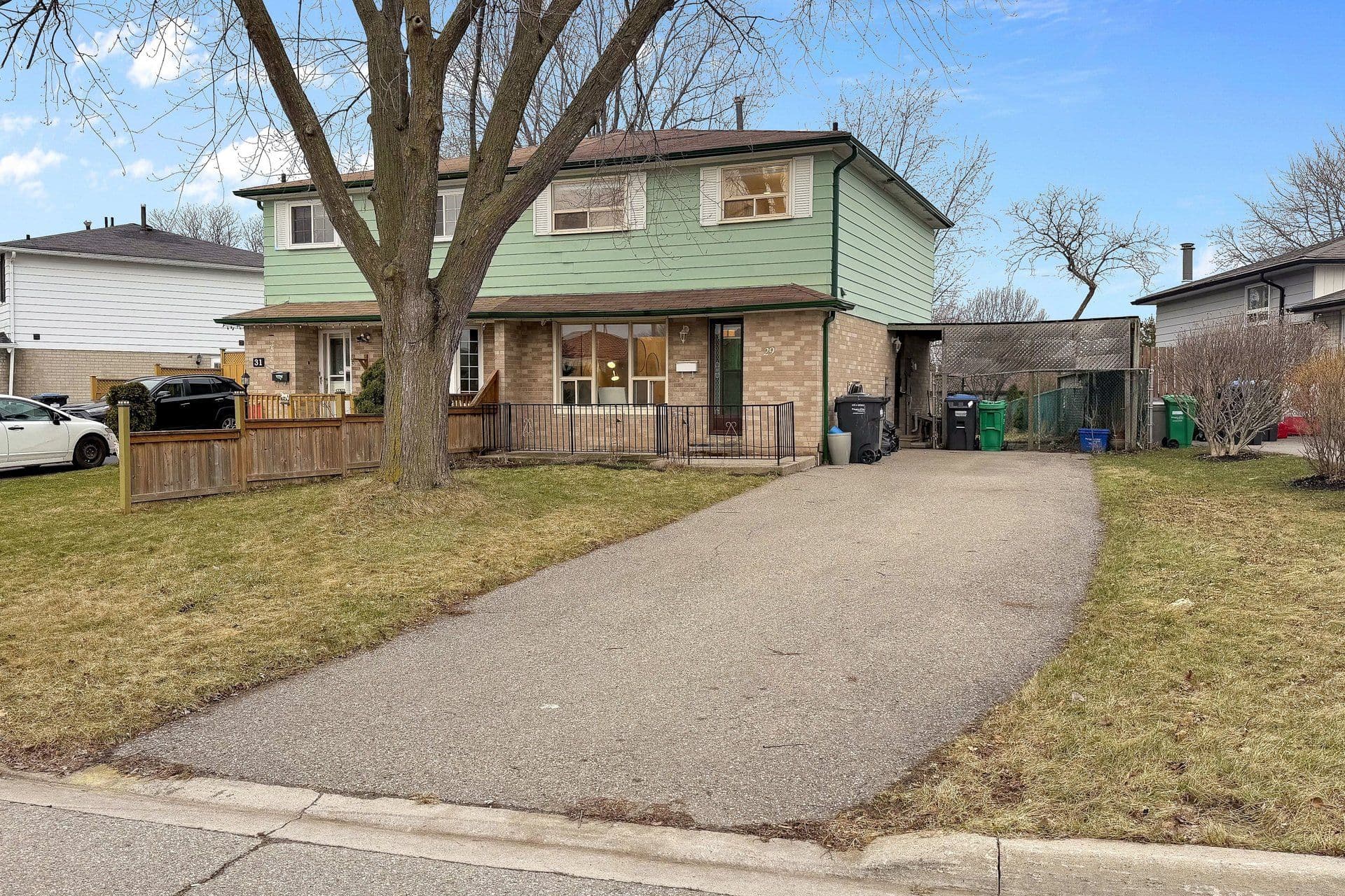 29 Glenmore Crescent, Brampton, ON L6S 1H9