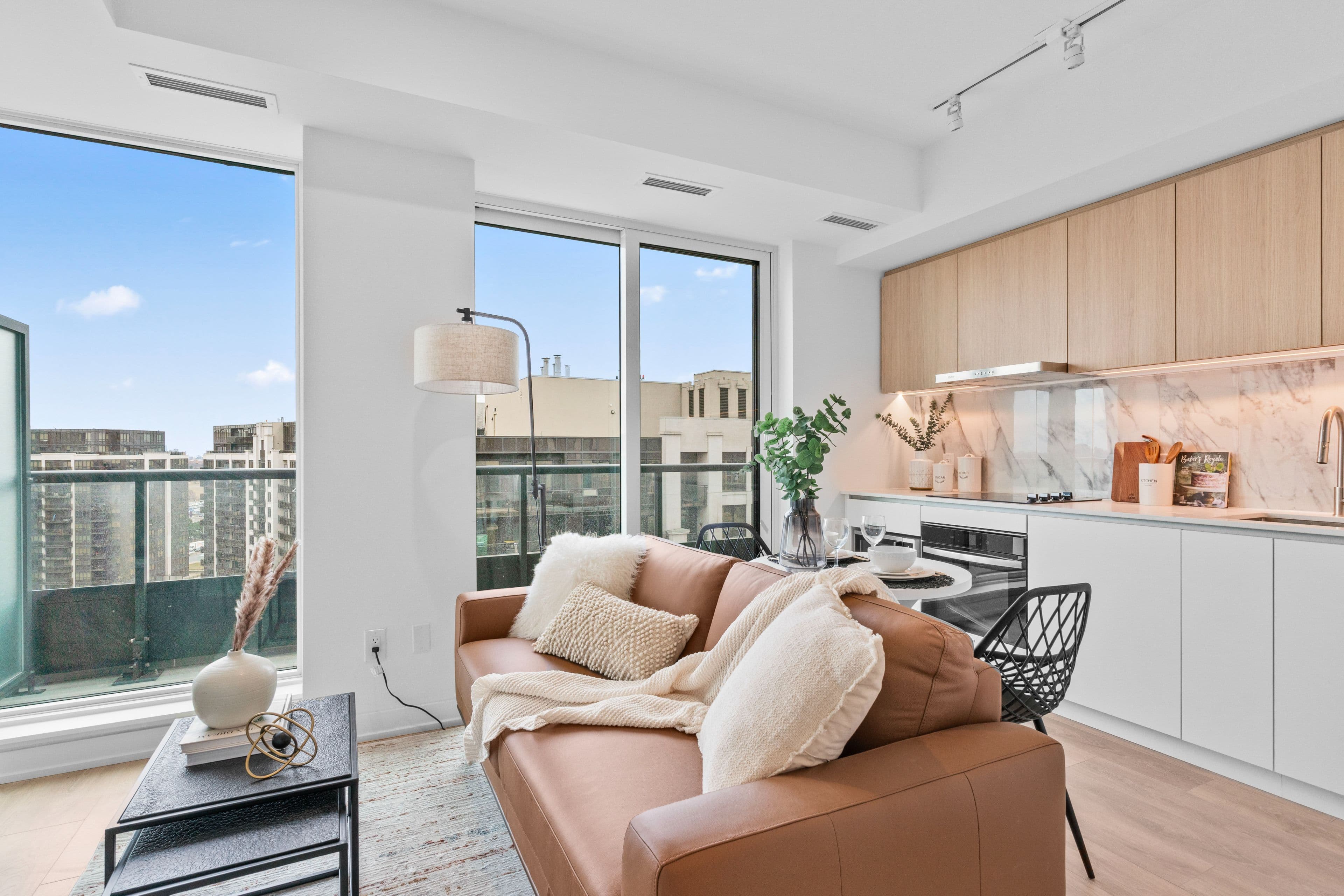 1100 Sheppard Avenue W LPH06, Toronto W05, ON M3K 0E4