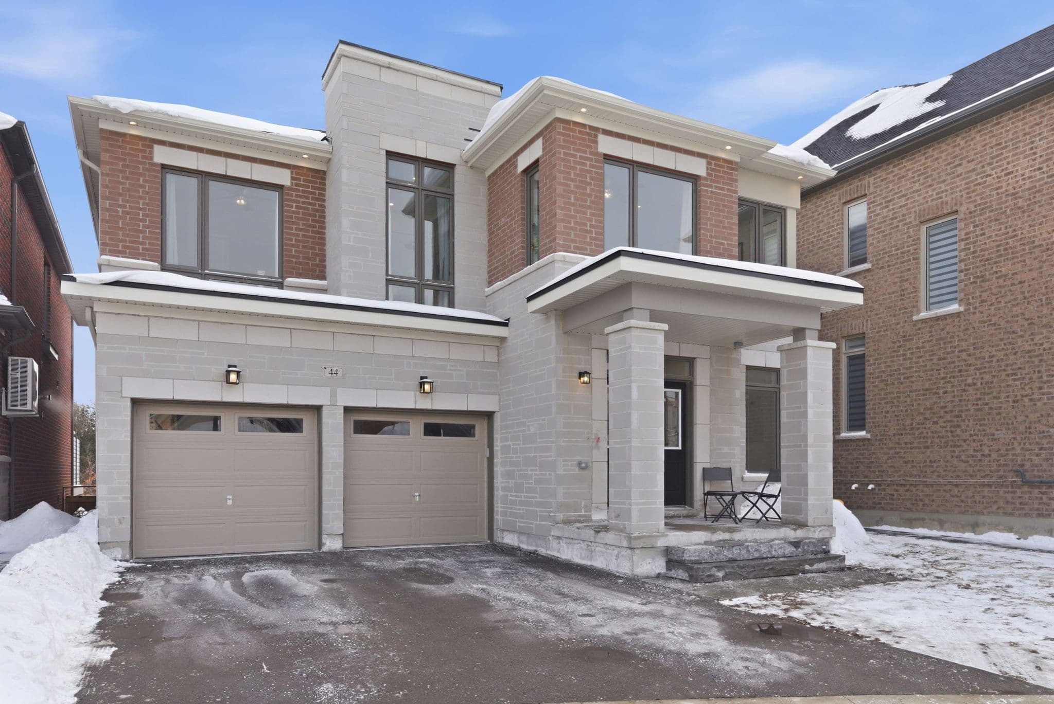 44 Priory Drive, Whitby, ON L1P 0L1