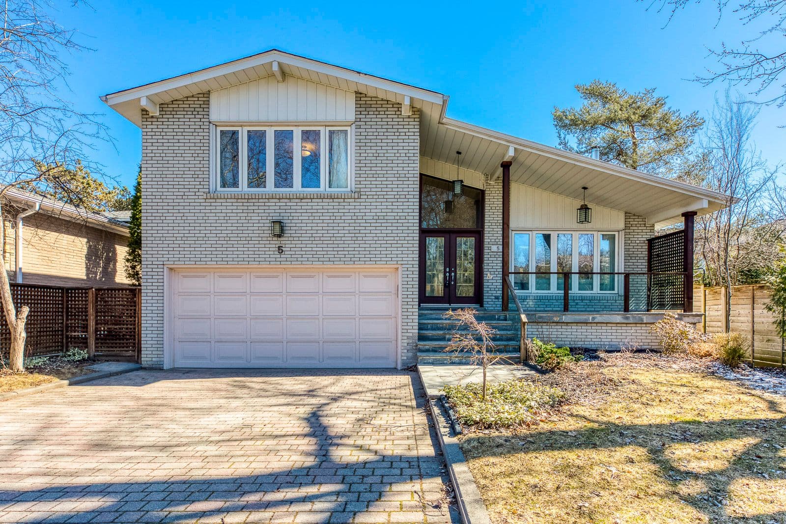 5 Foursome Crescent, Toronto C12, ON M2P 1W1