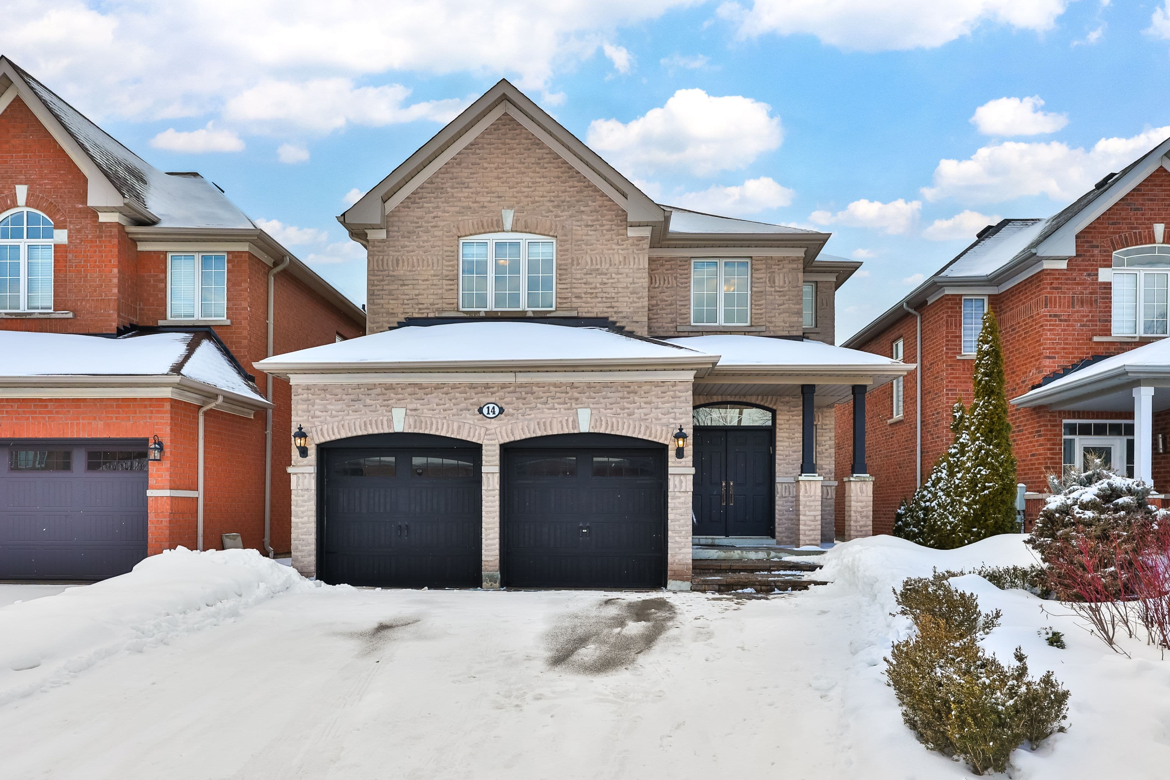 14 Daphnia Drive, Vaughan, ON L4J 8X1