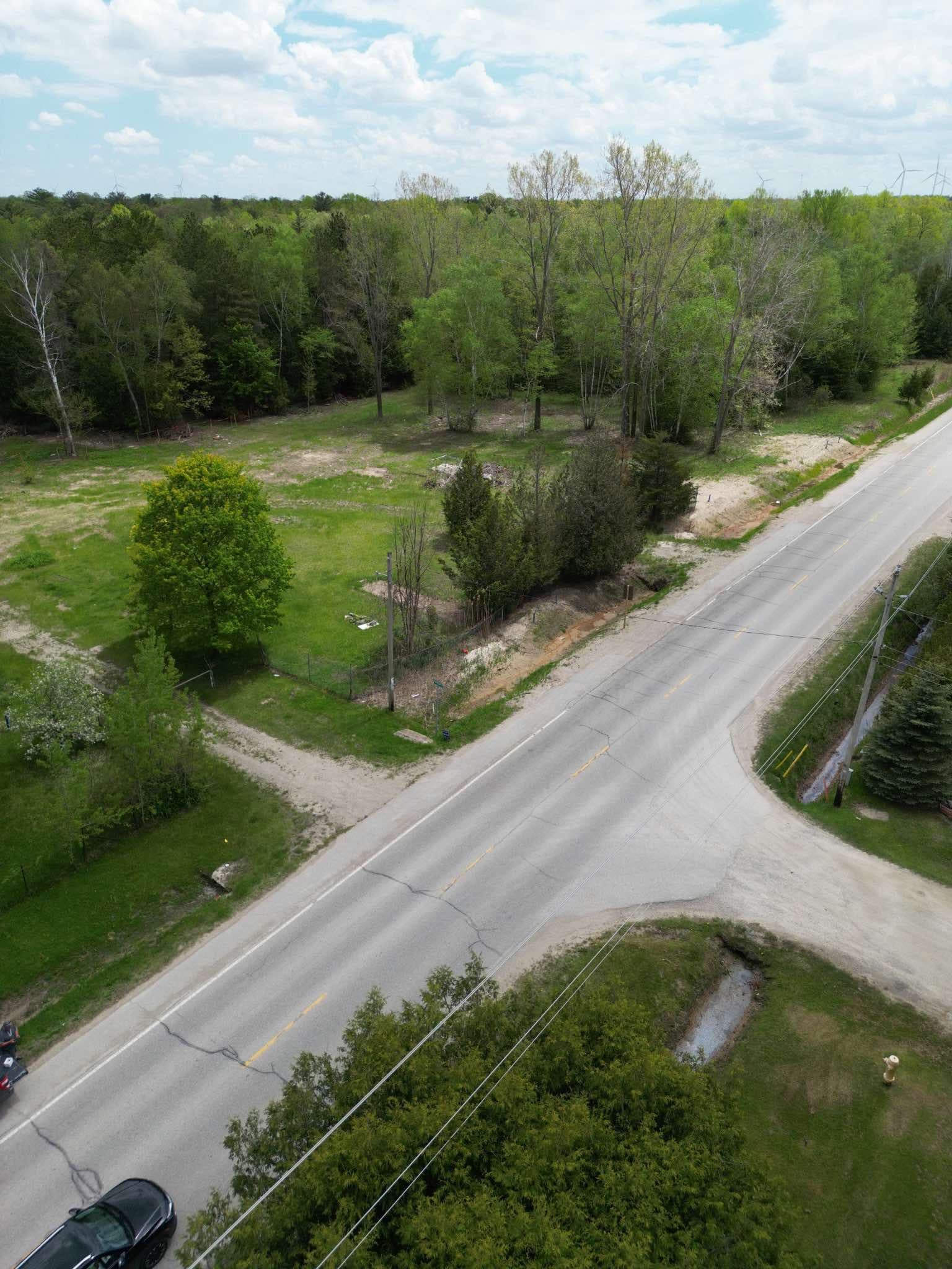 PART 5 W. Ipperwash Road, Lambton Shores, ON N0N 1J3