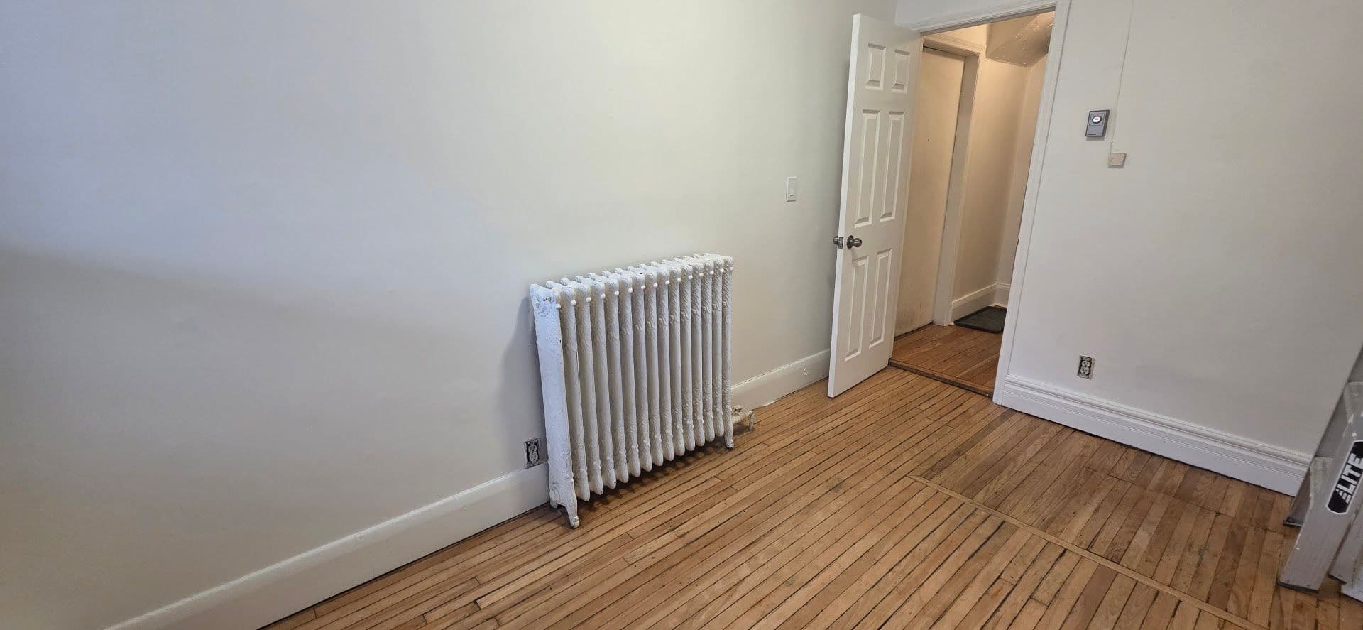 383 Lansdowne Avenue, Toronto C01, ON M6H 3Y2