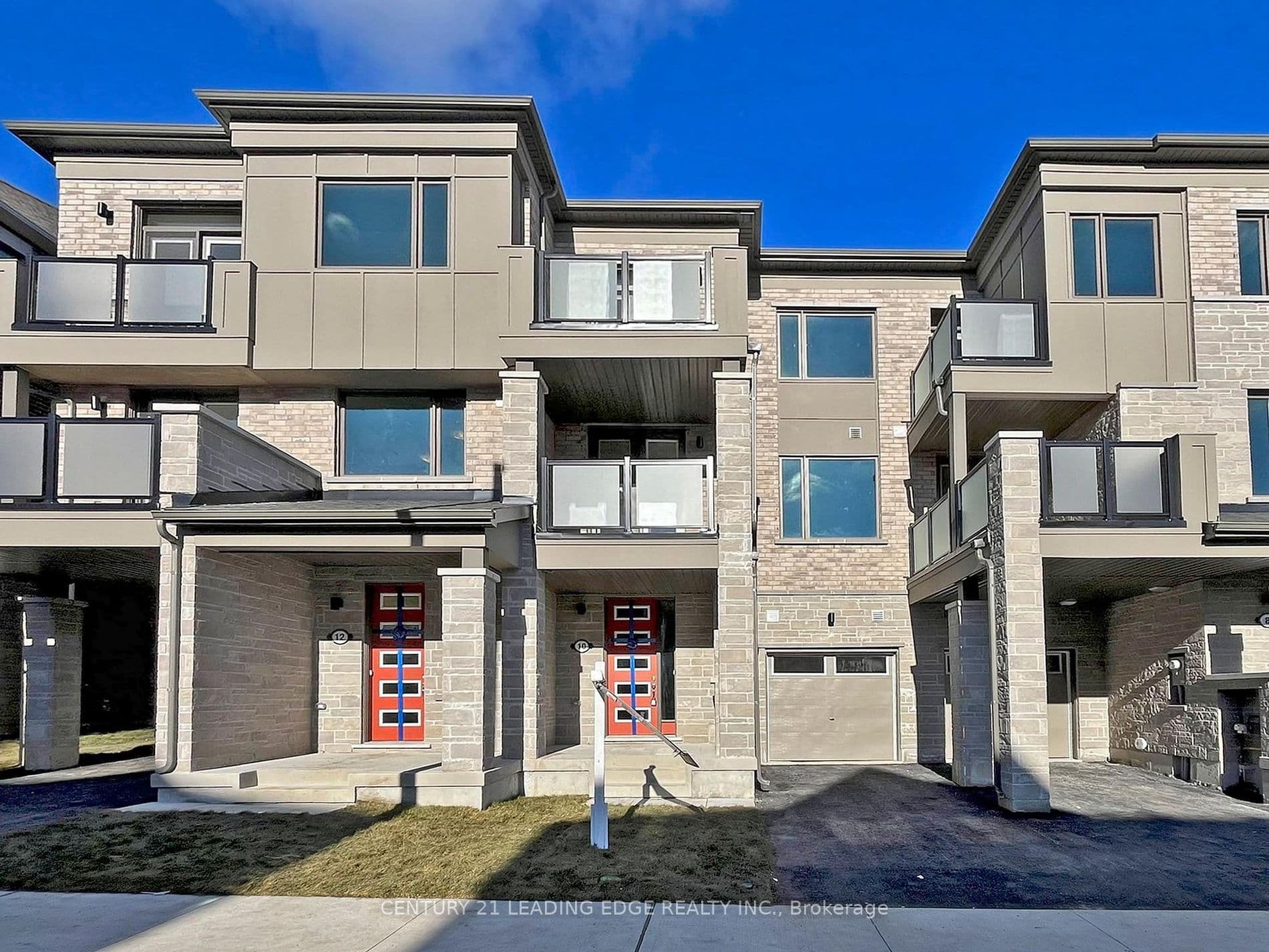10 THOMAS FRISBY JR Crescent, Markham, ON L6C 3L1