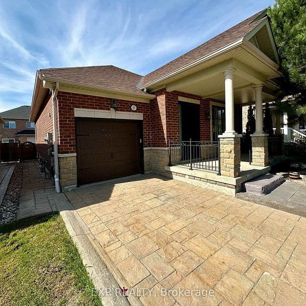 27 Butterwood Lane, Whitchurch-Stouffville, ON L4A 0M7