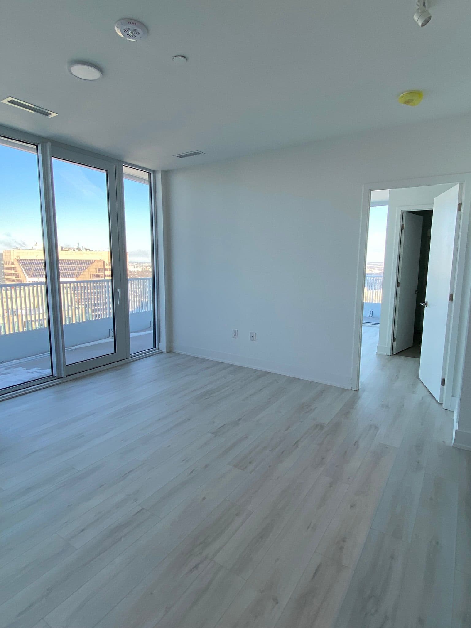 36 Olive Avenue 3202, Toronto C14, ON M2N 0M4