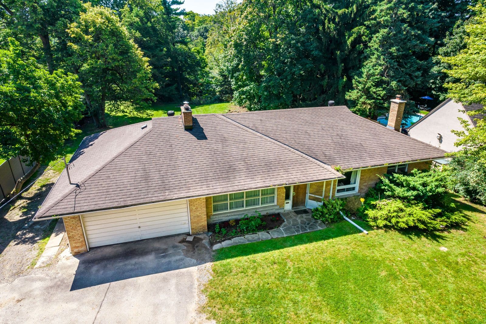 15 Bellehaven Crescent, Toronto E08, ON M1M 1H2