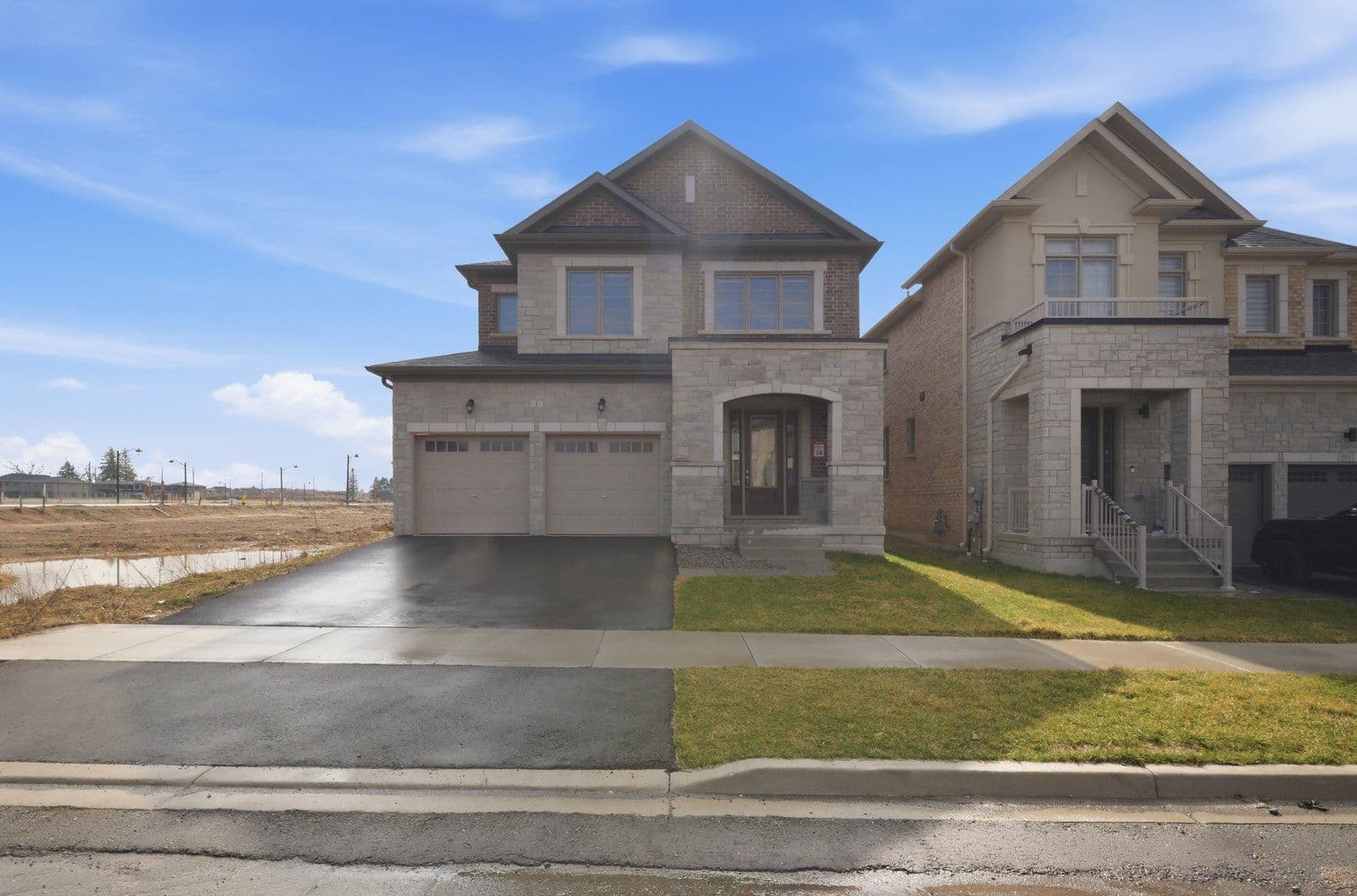 1 Dore Drive, Brantford, ON N3T 0X6