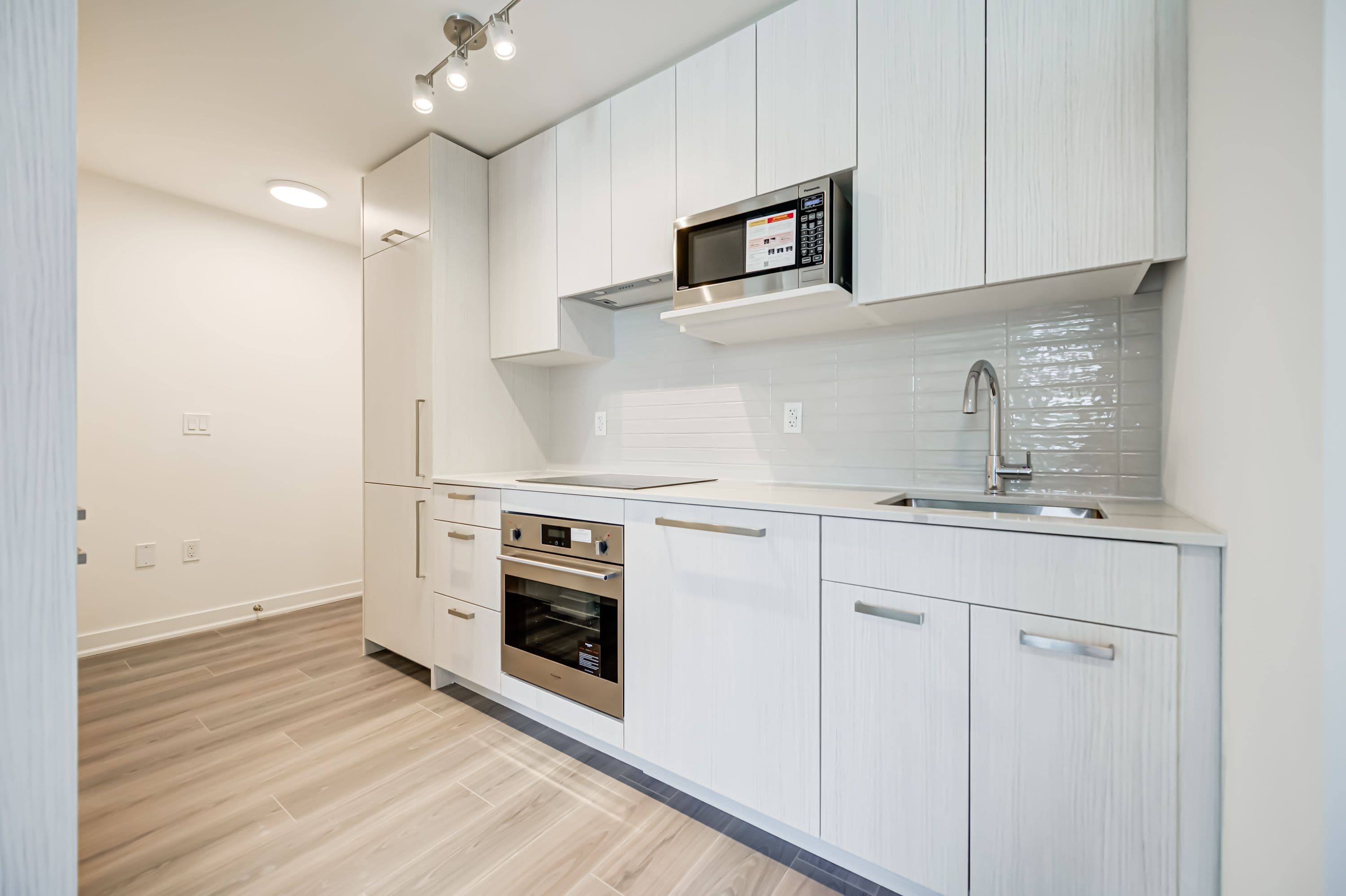 65 Curlew Drive 202, Toronto C13, ON M3A 0B5