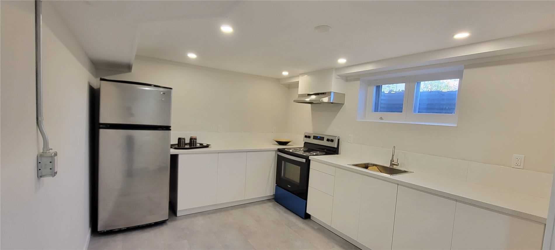 64 Farningham Crescent Basement, Toronto W08, ON M9B 3B7