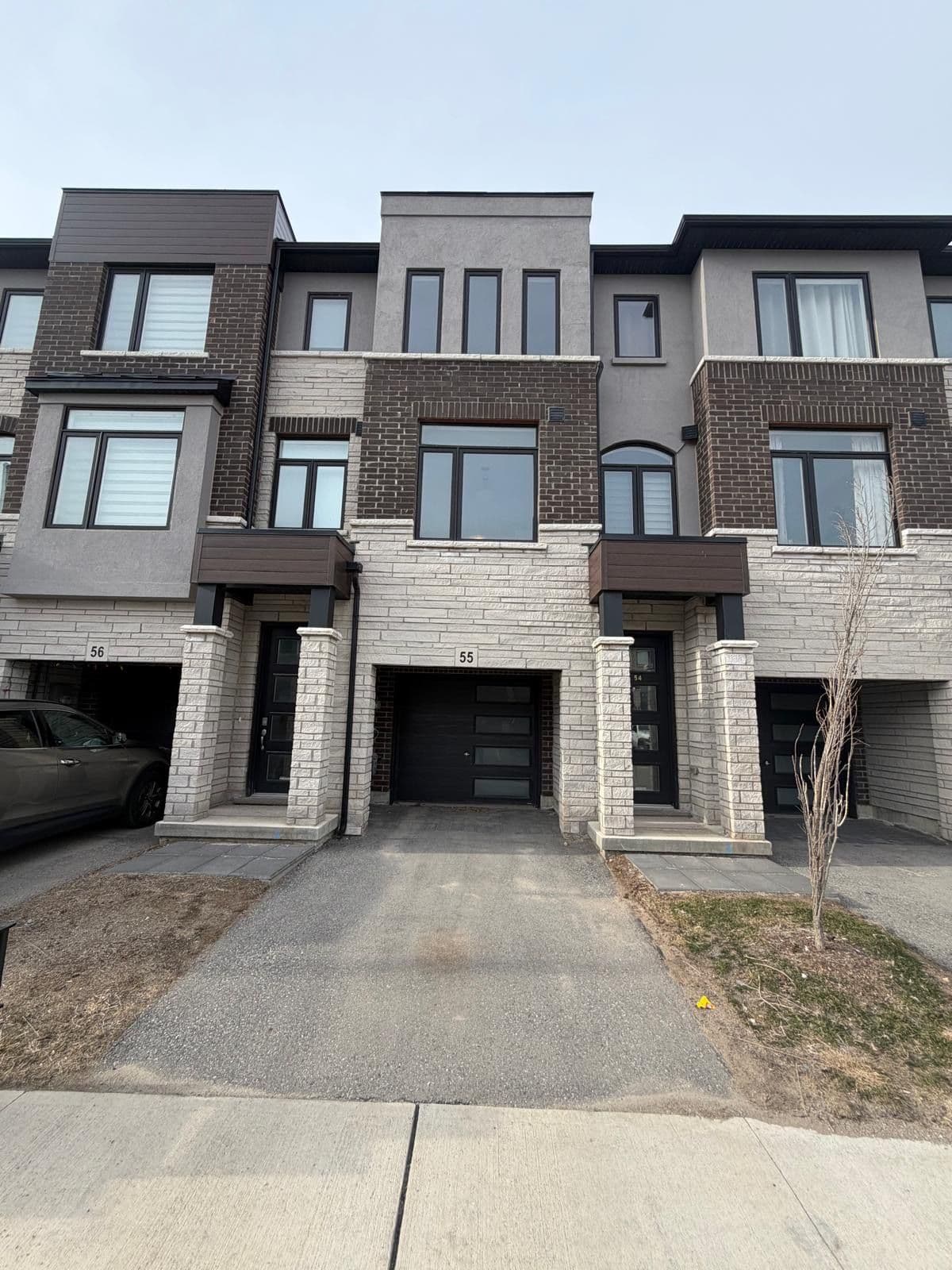 290 Equestrian Way 55, Cambridge, ON N3H 4R6