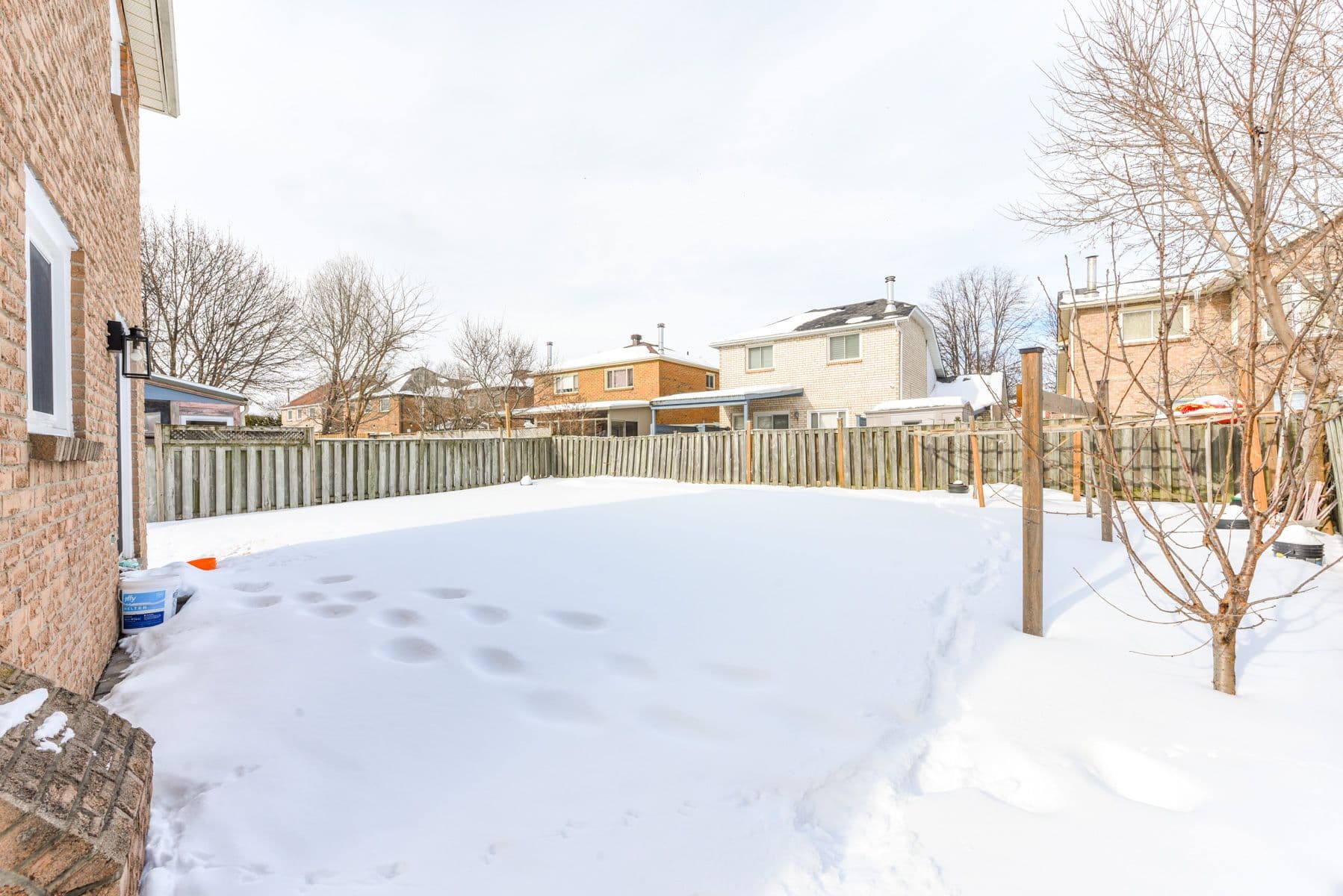 64 Chatfield Drive, Ajax, ON L1T 2K1