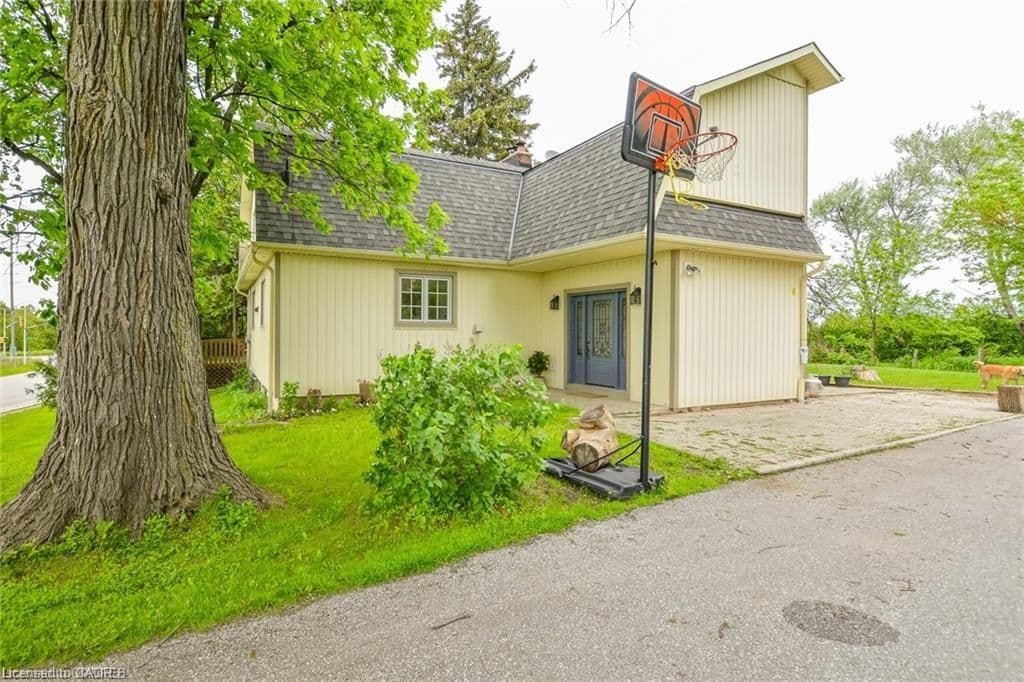 12938 Tenth Line, Halton Hills, ON L7G 4S8