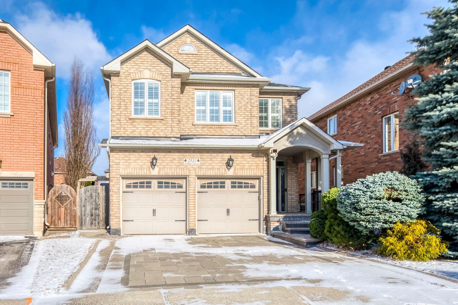 2511 Felhaber Crescent, Oakville, ON L6H 7R8