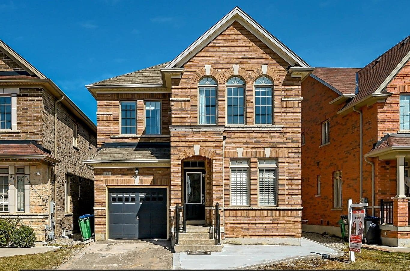 15 Fringetree Road, Brampton, ON L6R 3V8